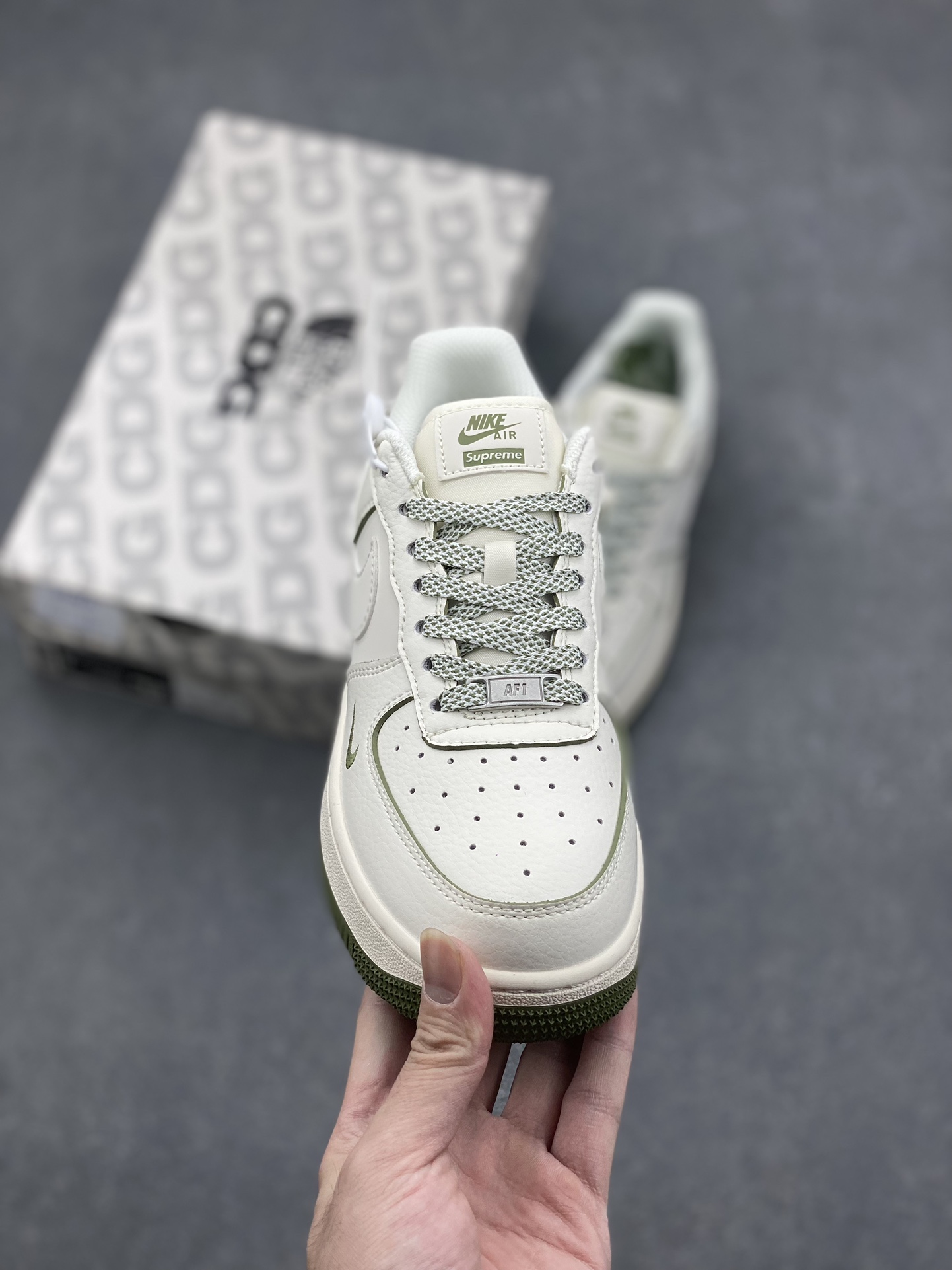 Nike Air Force 1 '07 Low Supreme The North Face Collab Sneakers 3 i1728072645 4530 4