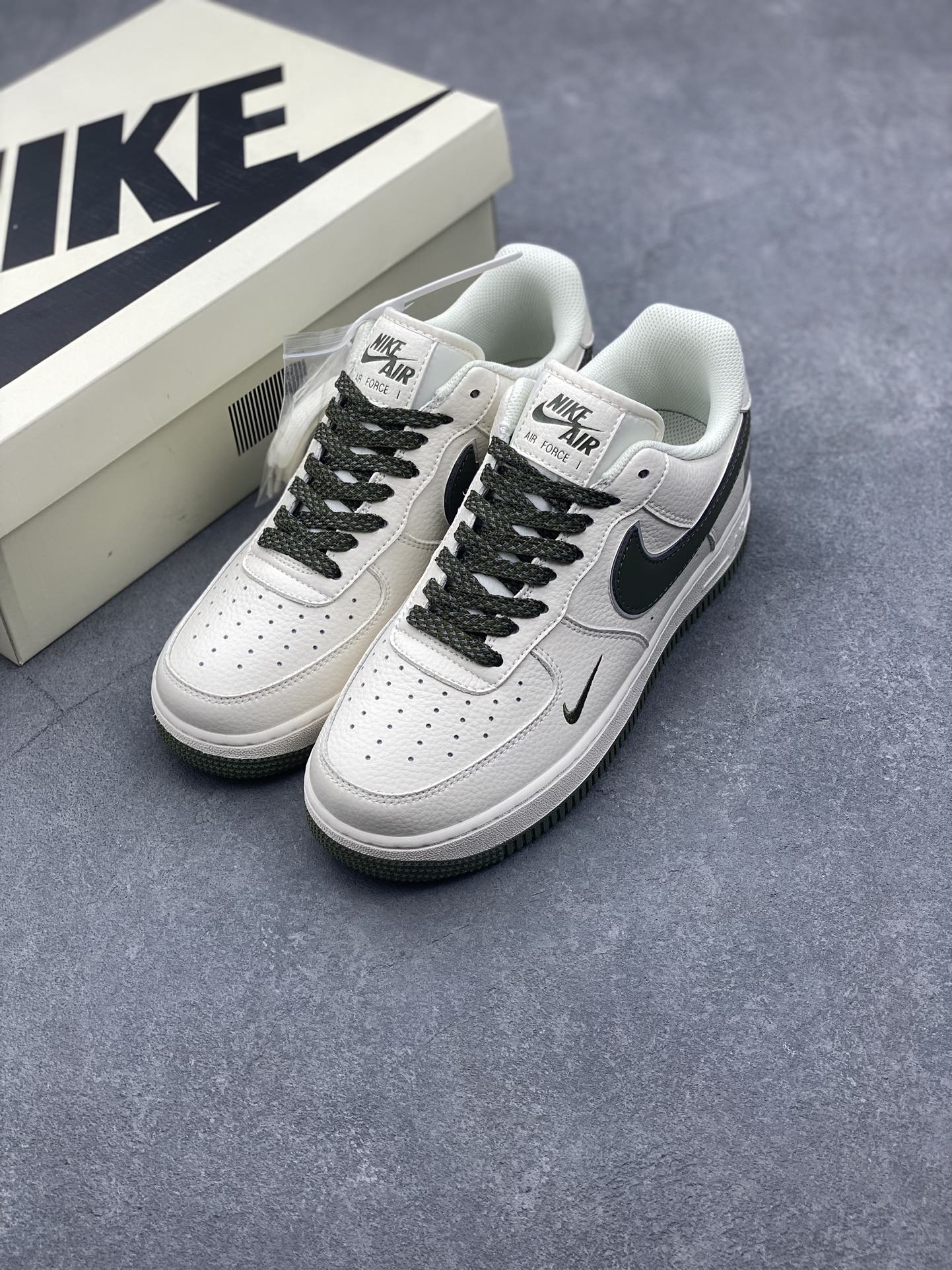 Nike Air Force 1 Low '07 "QR Code" Light Green Basketball Shoes CU1836-966 9 i1728161366 994 7