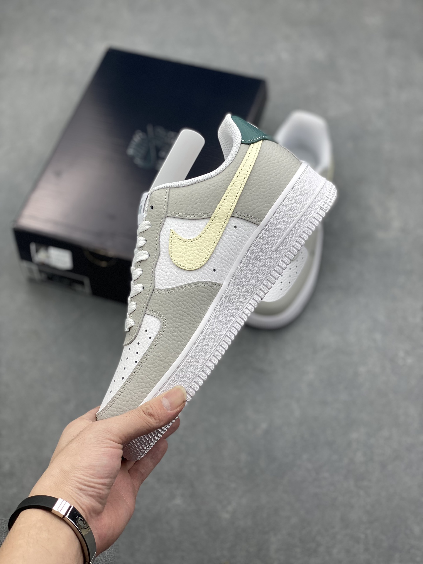 Nike Air Force 1 Low Casual Shoes Authentic Design, Comfortable and Stylish 4 i1728161549 5156 3