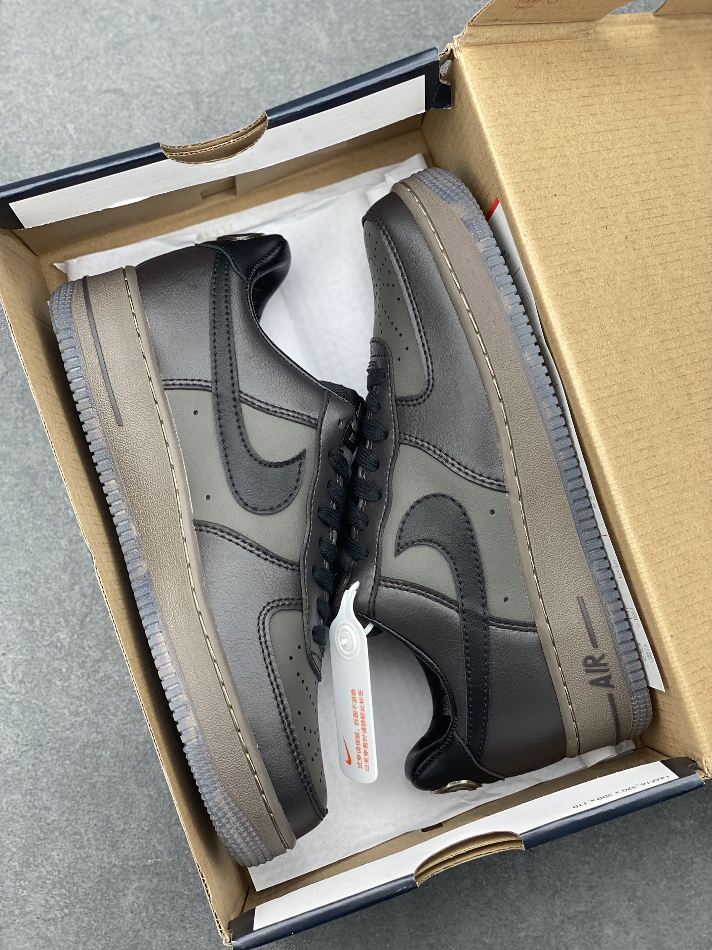 Nike Air Force 1 Low FZ4167-200 Original Edition with Honeycomb Cushion 10 i1728161775 3408 0