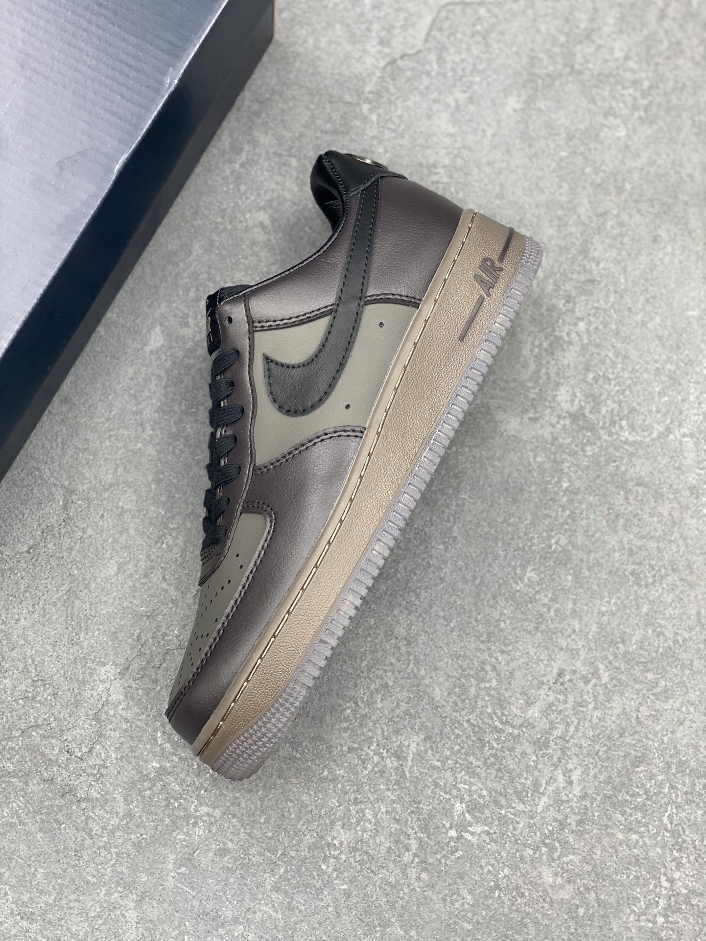 Nike Air Force 1 Low FZ4167-200 Original Edition with Honeycomb Cushion 8 i1728161775 8370 0