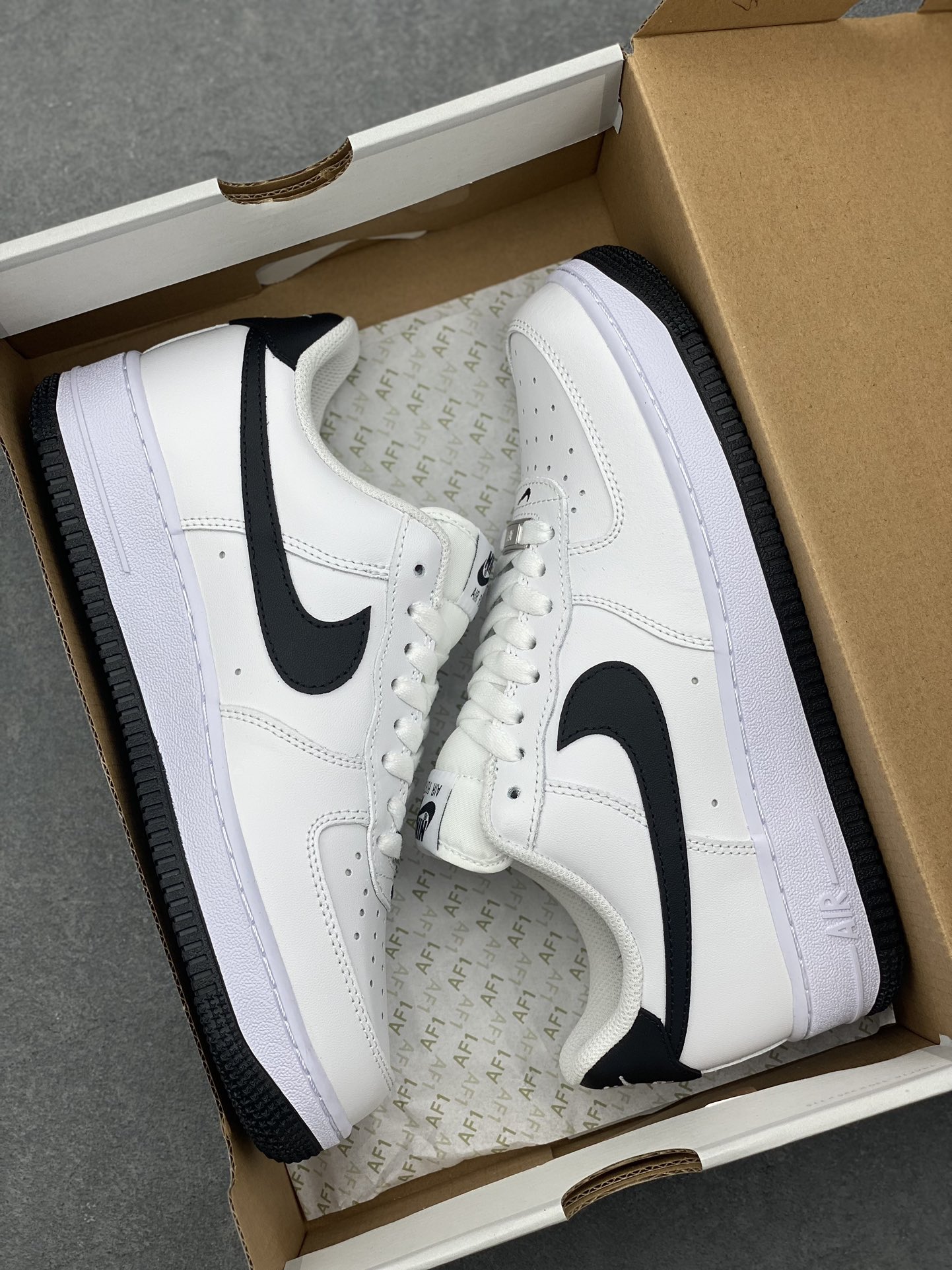 Nike Air Force 1 '07 Low White/Black Casual Sneakers FQ4296-101 10 i1728161824 638 7
