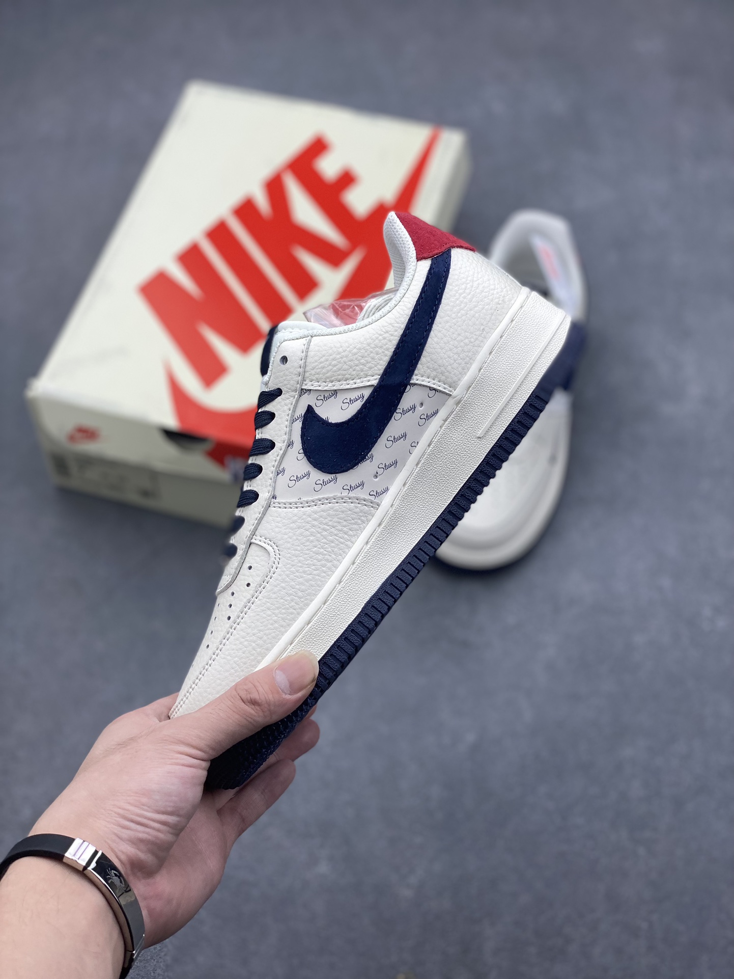 Nike Air Force 1 '07 Low Stussy Collaboration - Premium Comfort and Style 4 i1728162065 6017 6