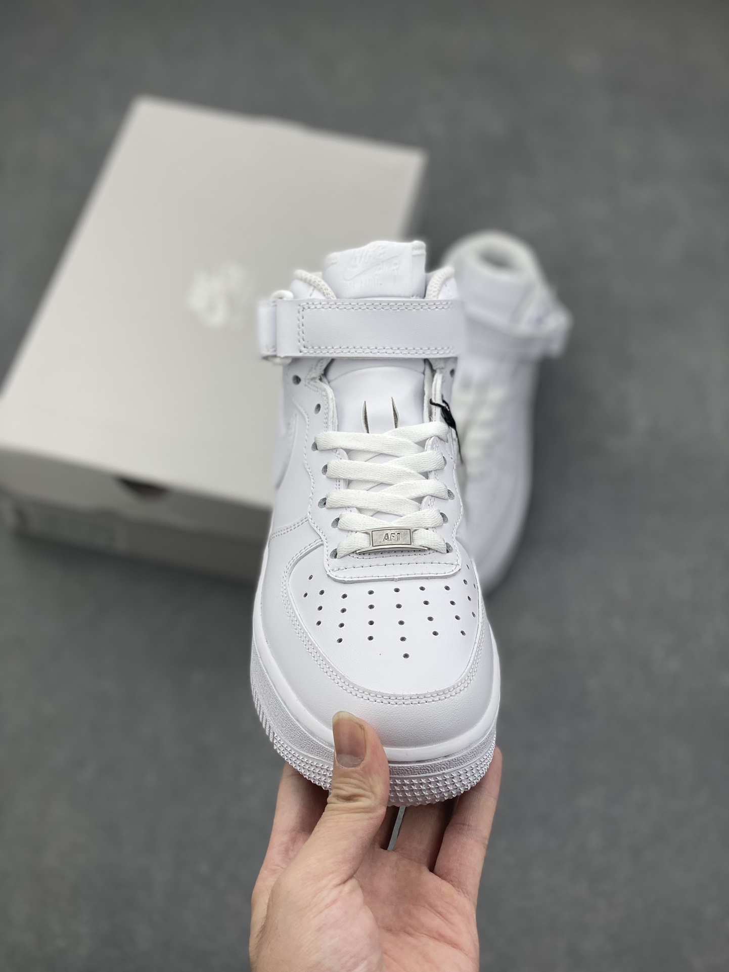 Nike Air Force 1 Mid 'White' Leather Upper, Cushioned Midsole - Style CW2289-111 3 i1728162473 1979 6