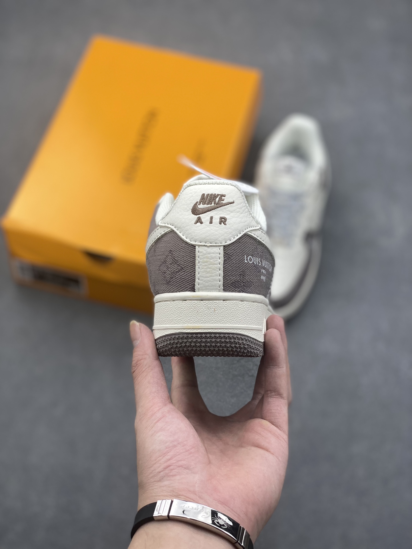 Nike Air Force 1 '07 Low Louis Vuitton Collab Sneakers - Gray Denim 5 i1728249931 7491 6