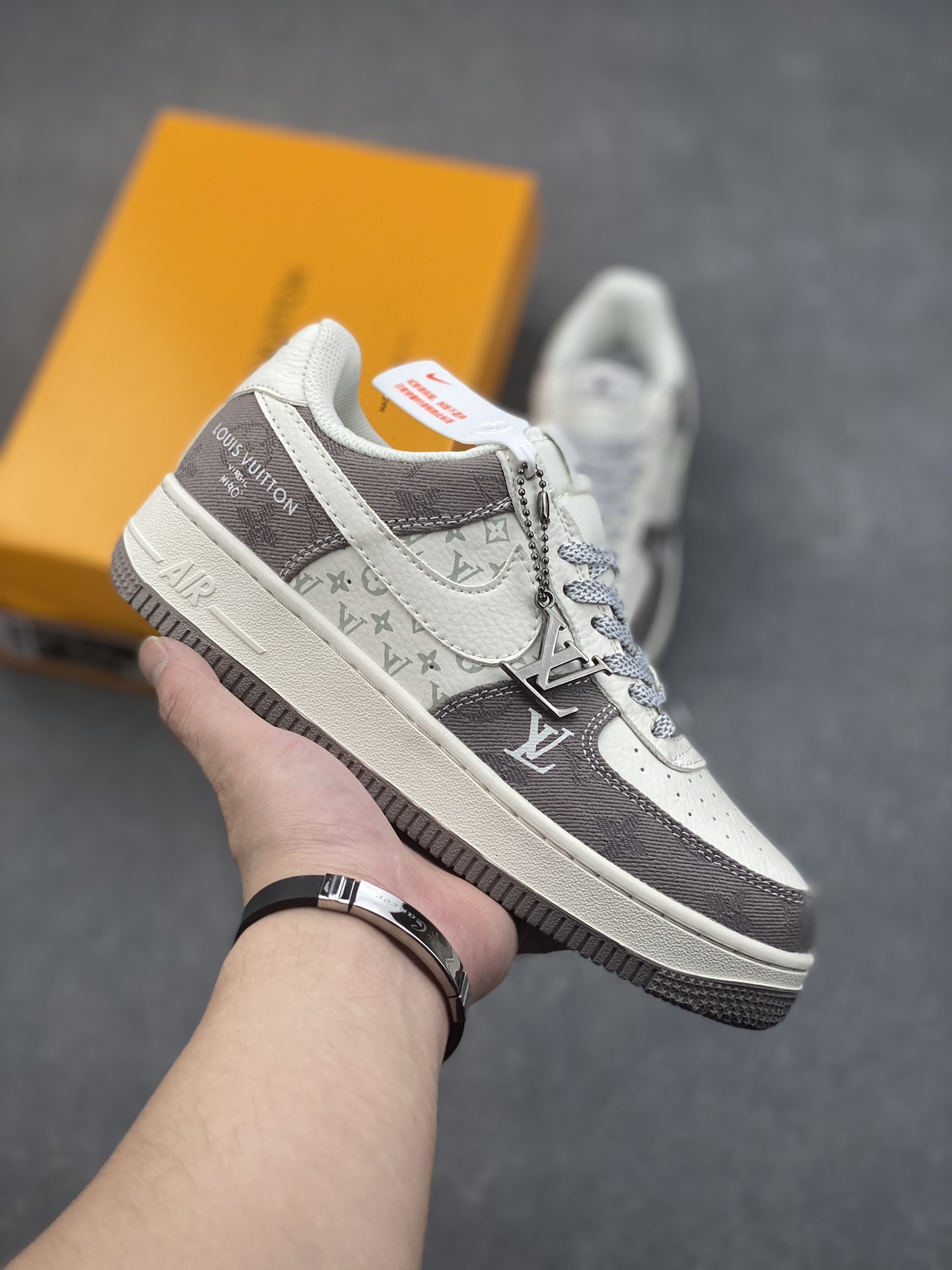 Nike Air Force 1 '07 Low Louis Vuitton Collab Sneakers - Gray Denim 2 i1728249938 9958 0