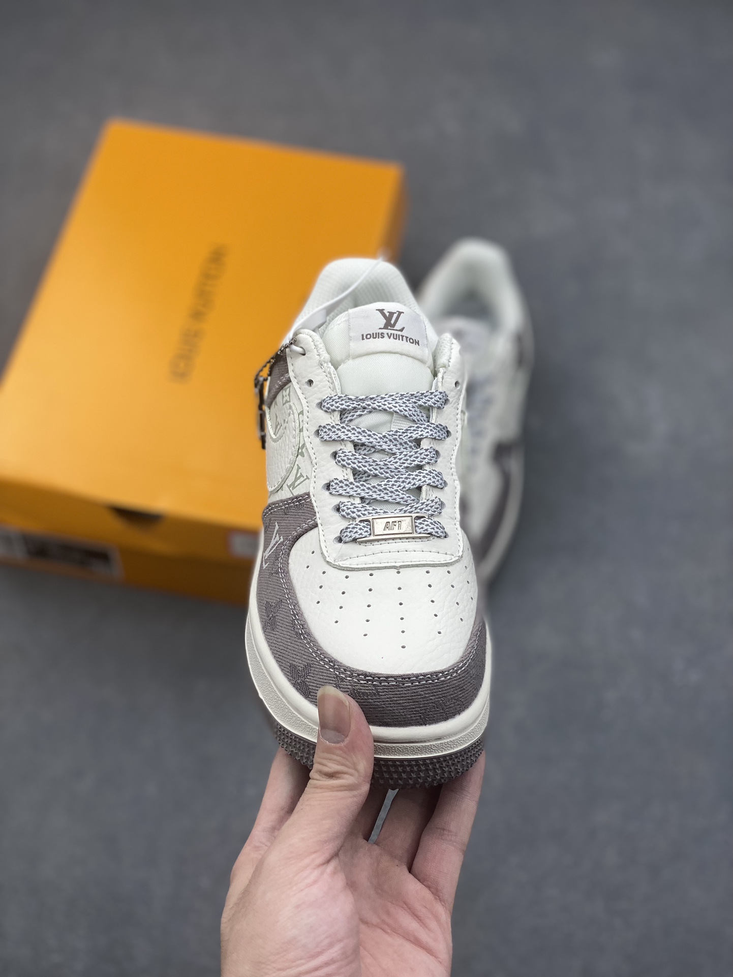 Nike Air Force 1 '07 Low Louis Vuitton Collab Sneakers - Gray Denim 3 i1728249938 9983 0