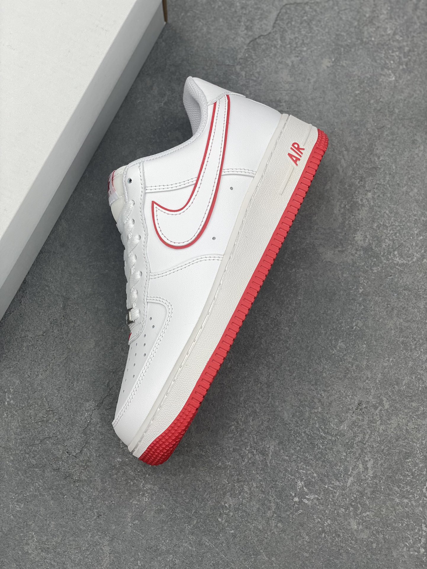 Nike Air Force 1 Low '07 White/Red Casual Sneakers (DV0788-102) 8 i1728251404 5665 2