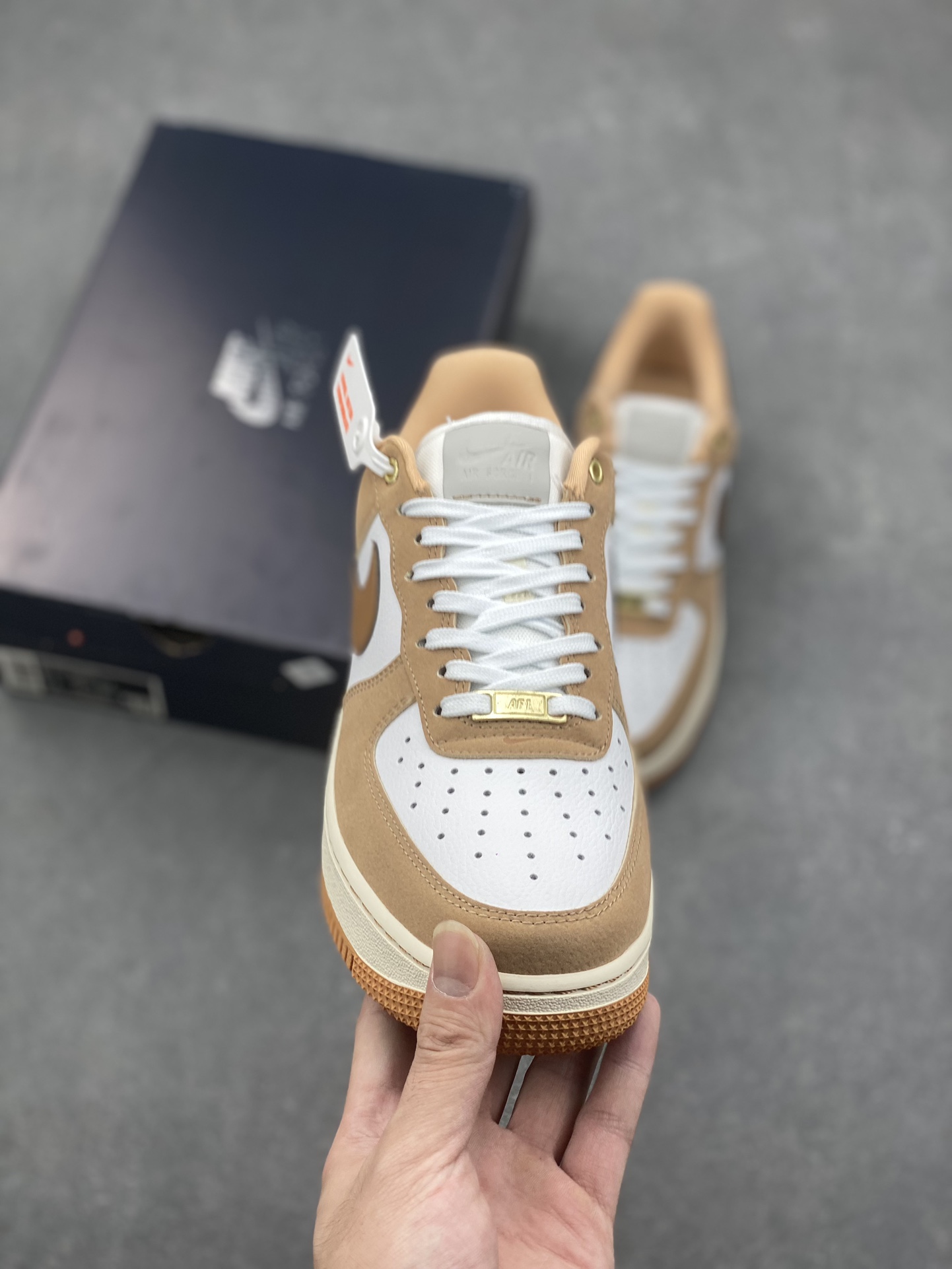 Nike Air Force 1 Low '07: Chocolate Bliss Edition - Iconic Style, Supreme Comfort 3 i1728251456 6521 0