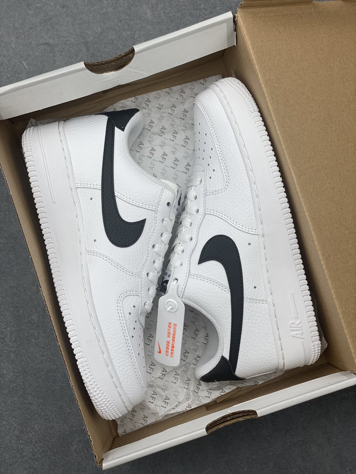 Nike Air Force 1 Low '07 White/Black Leather Sneakers CT2302-100 10 i1728251538 7666 7