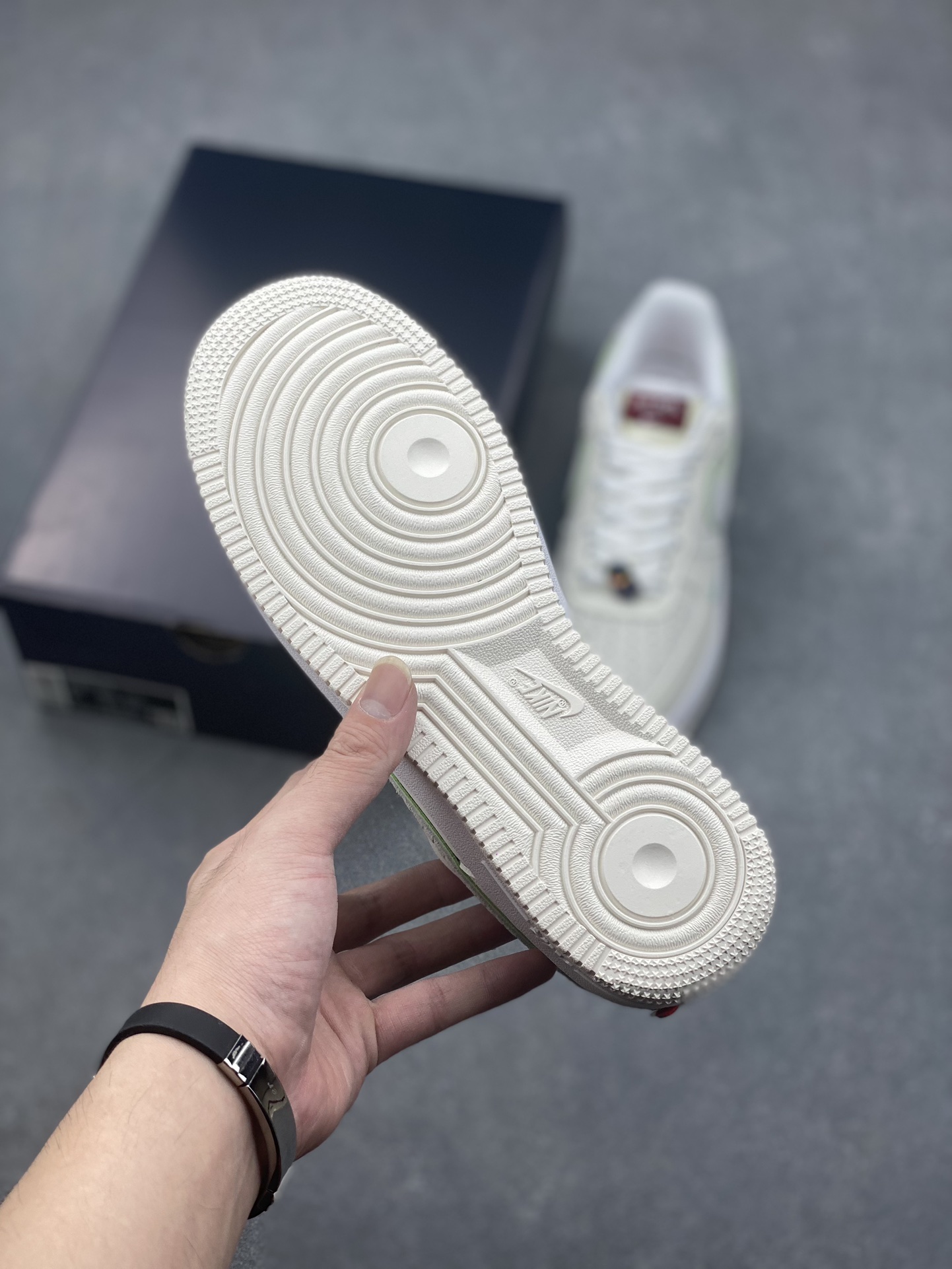 Nike Air Force 1 Low '07 Casual Sneakers FZ5052-131 - Comfortable & Stylish 7 i1728251844 9120 6