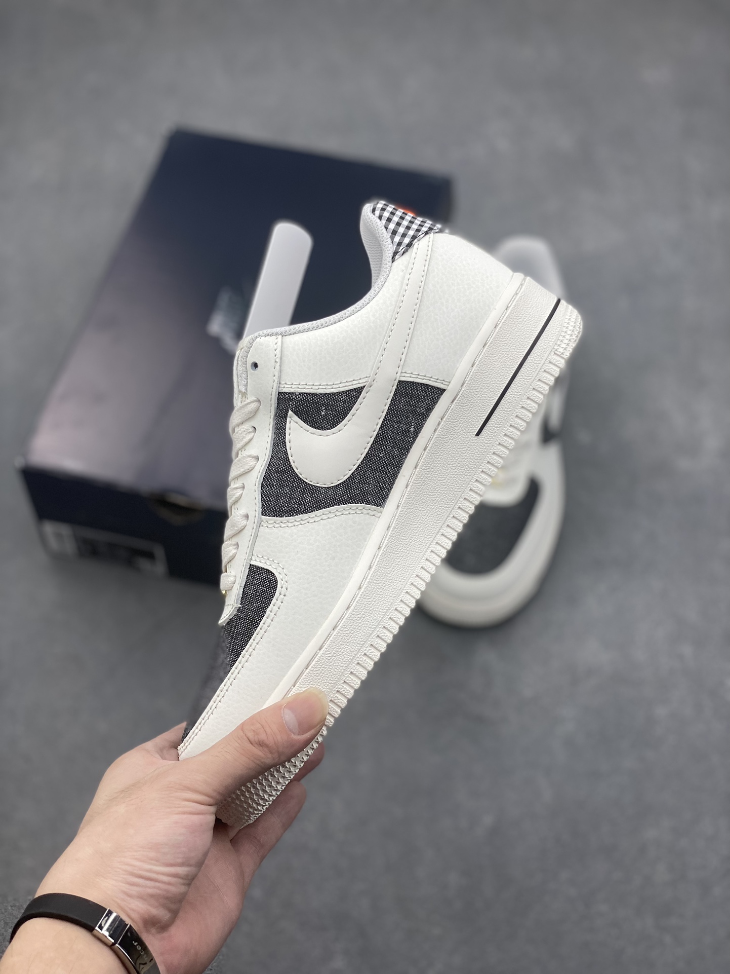 Nike Air Force 1 Low '07 White/Black Casual Shoes FJ4021-133 4 i1728251942 5853 1