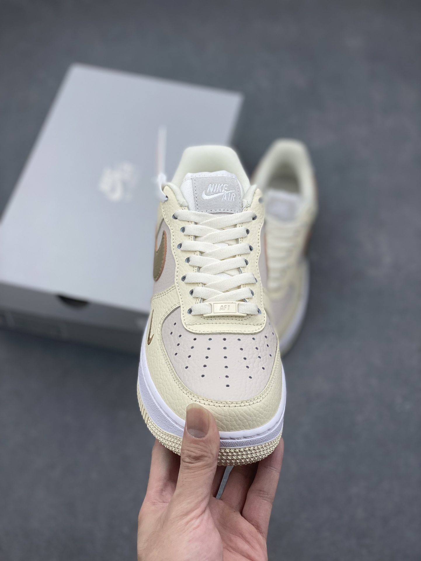 Nike Air Force 1 '07 Low Casual Shoes FB8483-100 - Beige/Brown 3 i1728252348 5150 8