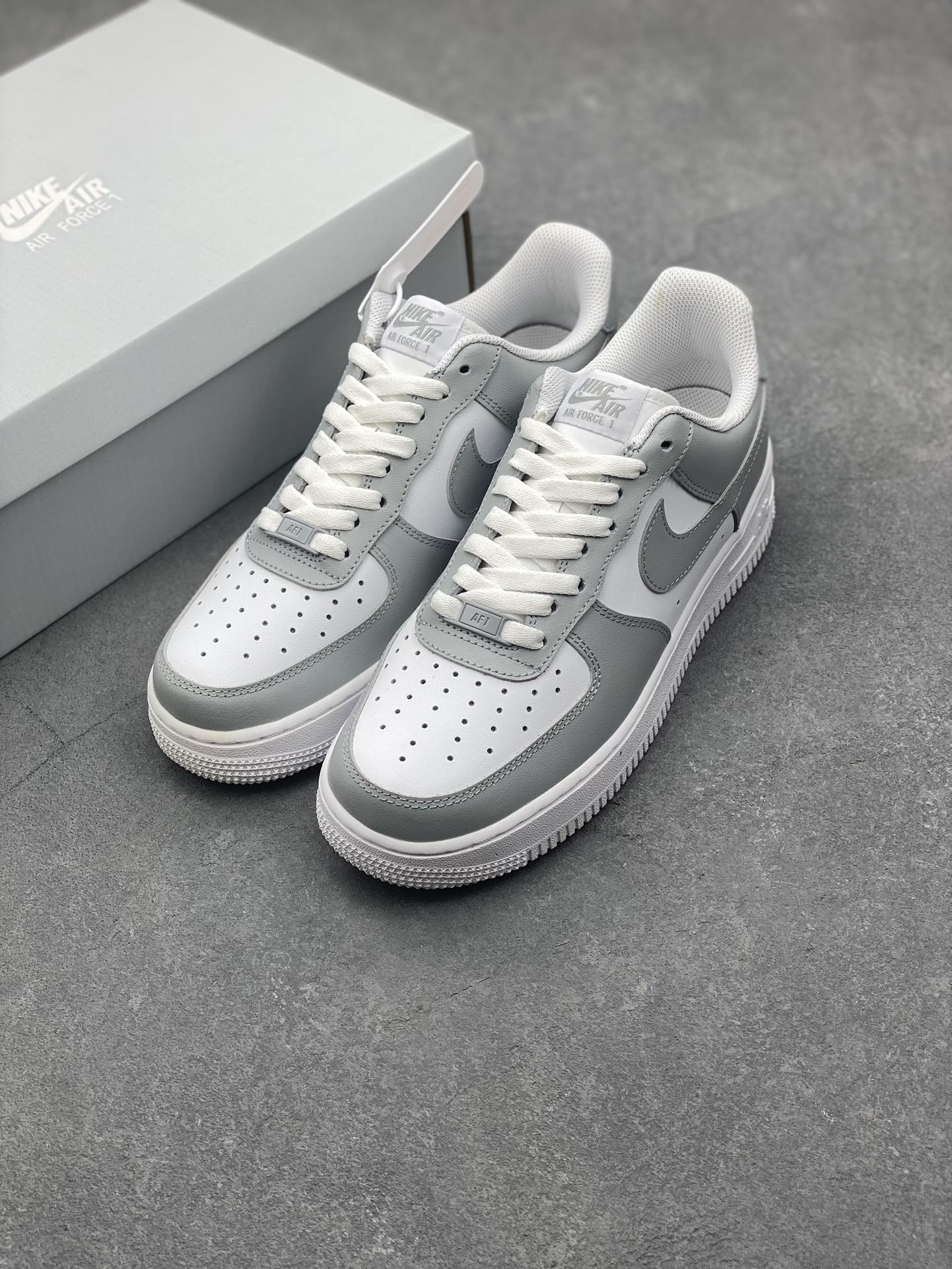 Nike Air Force 1 '07 Low-Top Casual Sneakers - Grey/White, FD9763-101 9 i1728252394 6829 6
