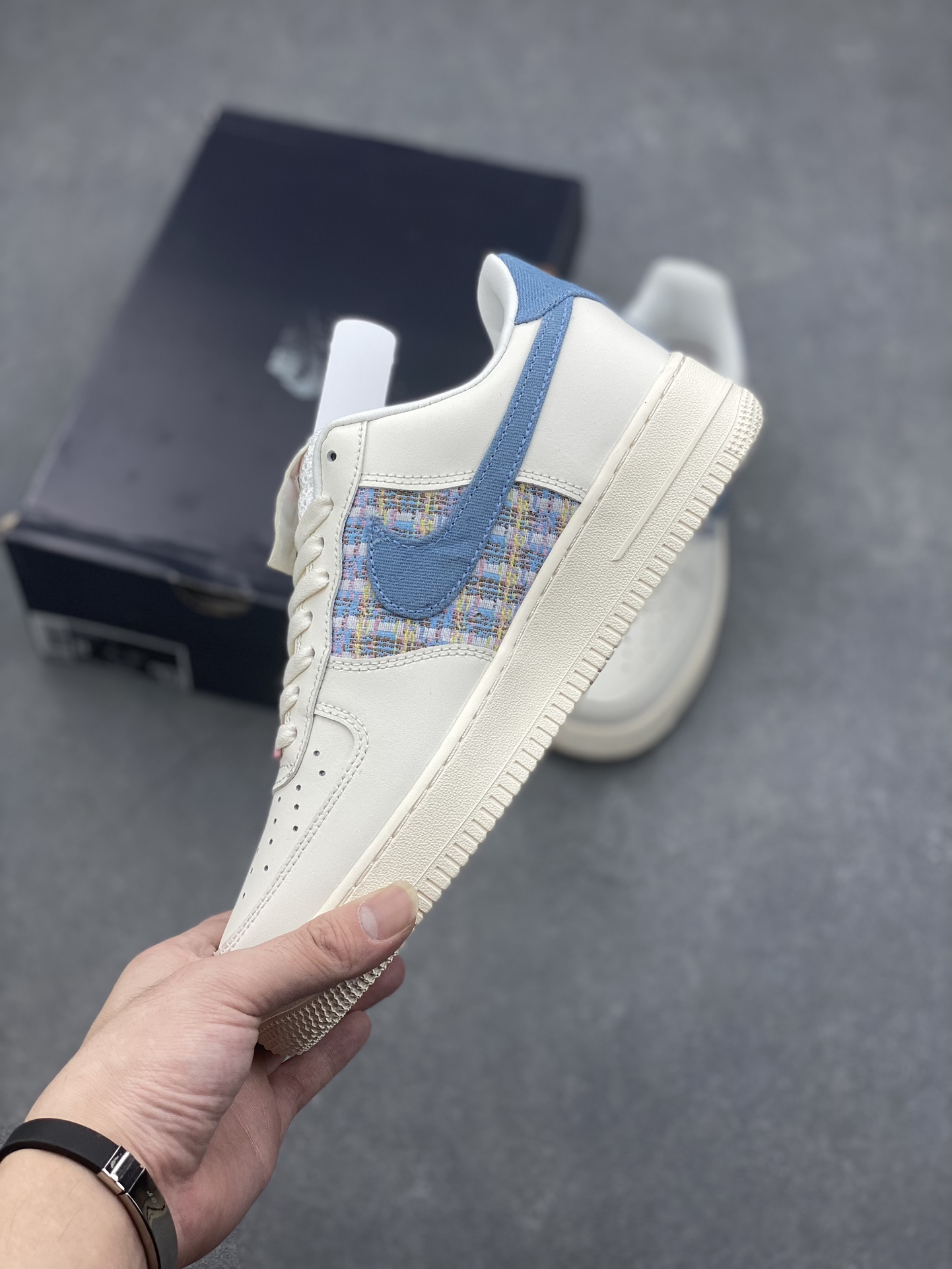 Nike Air Force 1 '07 Low Casual Shoes - FJ7740-141- Versatile and Stylish 4 i1728252440 3217 2