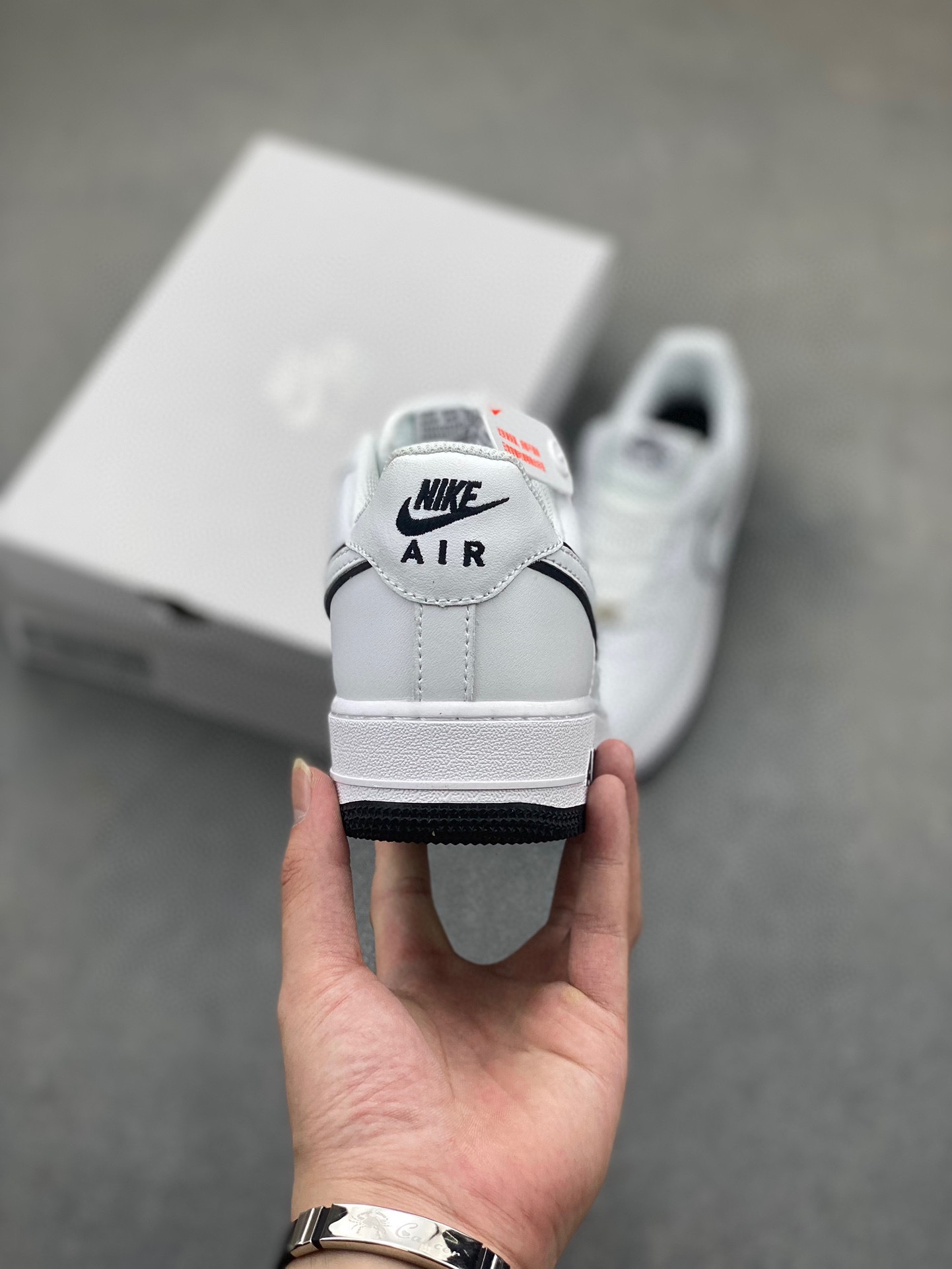 Nike Air Force 1 '07 Low-Top Sneaker - Timeless Style & All-Day Comfort 5 i1728253023 6527 0