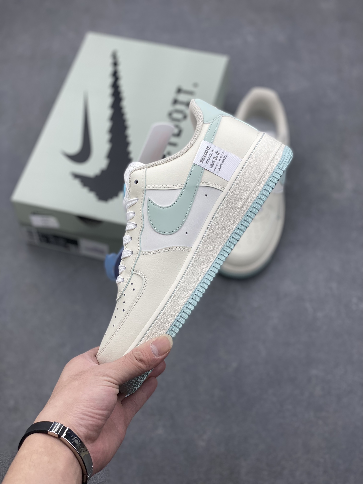 Nike Air Force 1 '07 Low Floating Ice FB1839-211 Women's Casual Shoes 4 i1728670937 5534 1