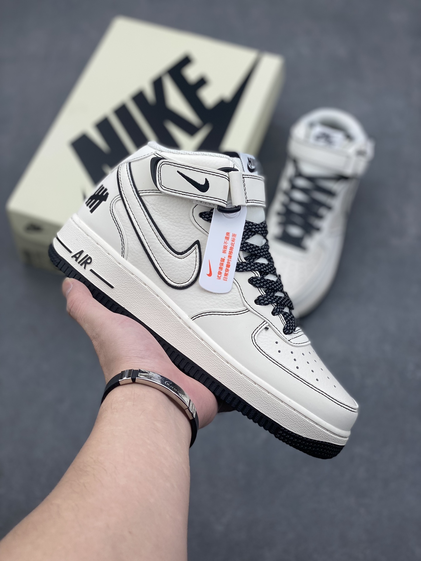 Underfented x Nike Air Force 1 Mid '07 Limited Edition Sneakers 2 i1728671142 8470 1