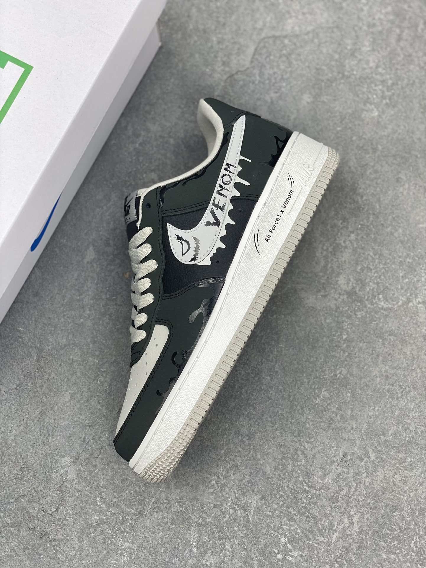 Nike Air Force 1 Low Venom II: Marvel Series Casual Sneakers 8 i1728762202 9285 3