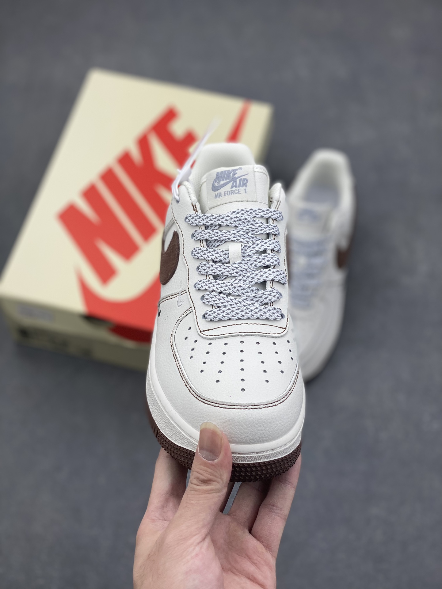NK Air Force 1 Carhartt WIP Sneakers: Original Quality, Comfortable Fit 3 i1728762270 394 7