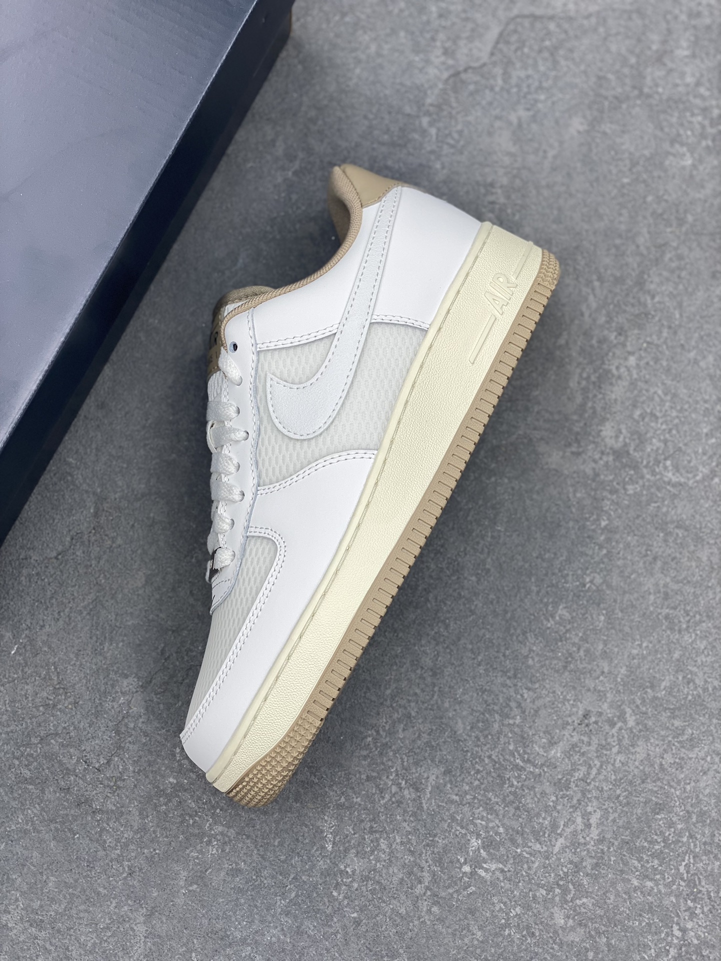 Nike Air Force 1 Low '07 Mesh Khaki Sneakers - FZ5225-100 8 i1728762352 9283 0