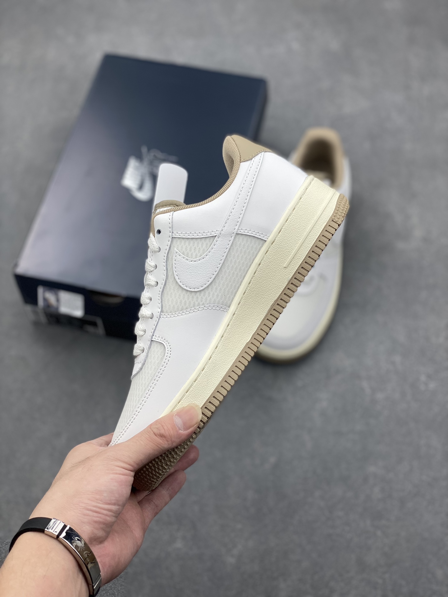 Nike Air Force 1 Low '07 Mesh Khaki Sneakers - FZ5225-100 4 i1728762352 9920 0