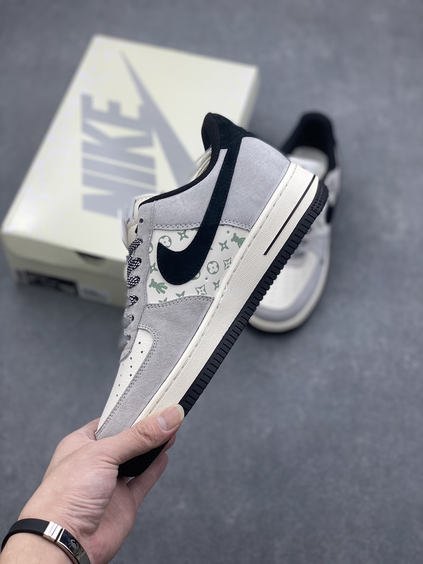 Nike Air Force 1 '07 Low 'Grately Bear' - Gray/Black Sneakers, Limited Edition 4 i1729023094 5746 0