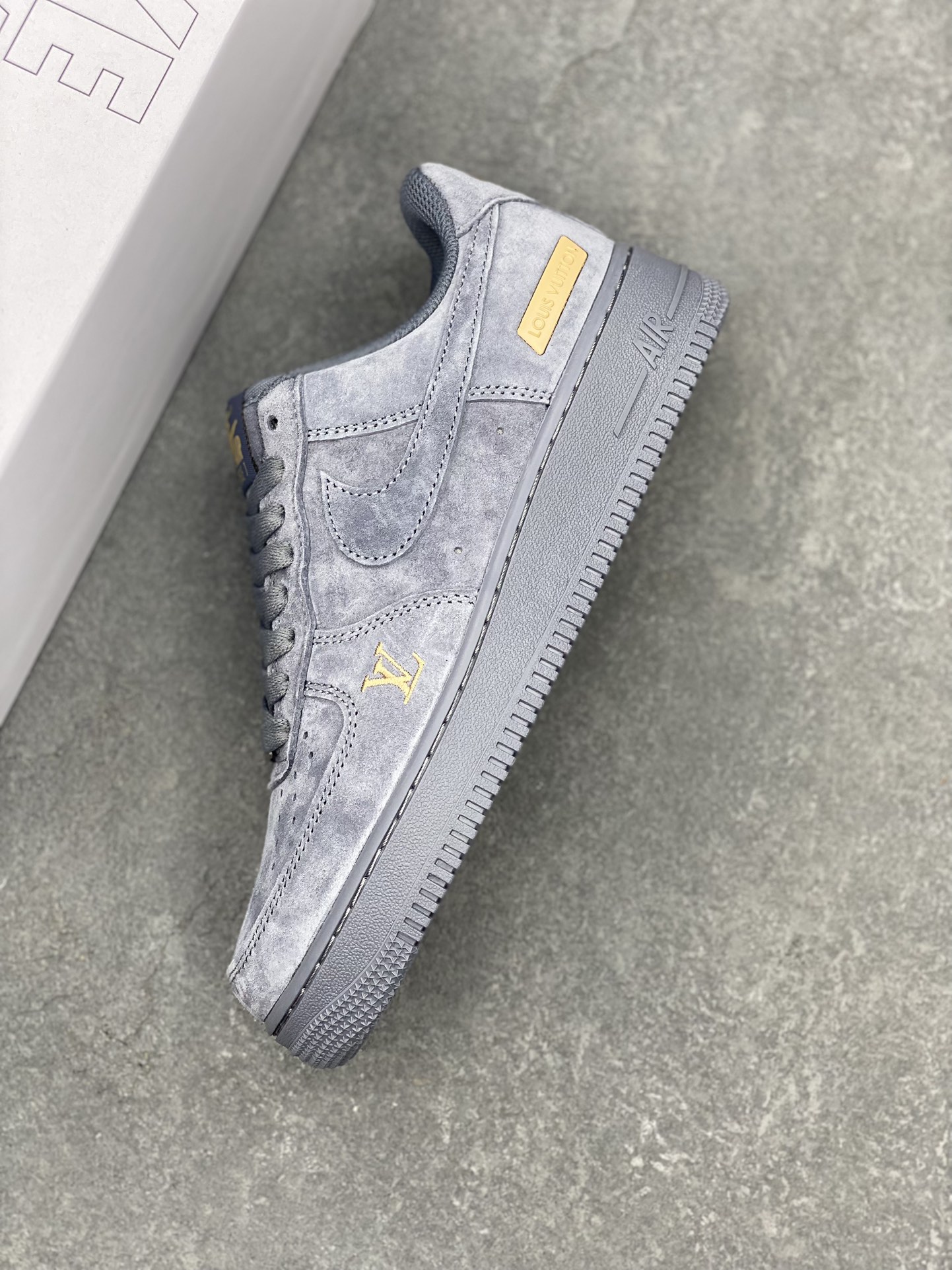 Nike Air Force 1 '07 Low Louis Vuitton Custom Gray Casual Sneakers 8 i1729103759 2477 6