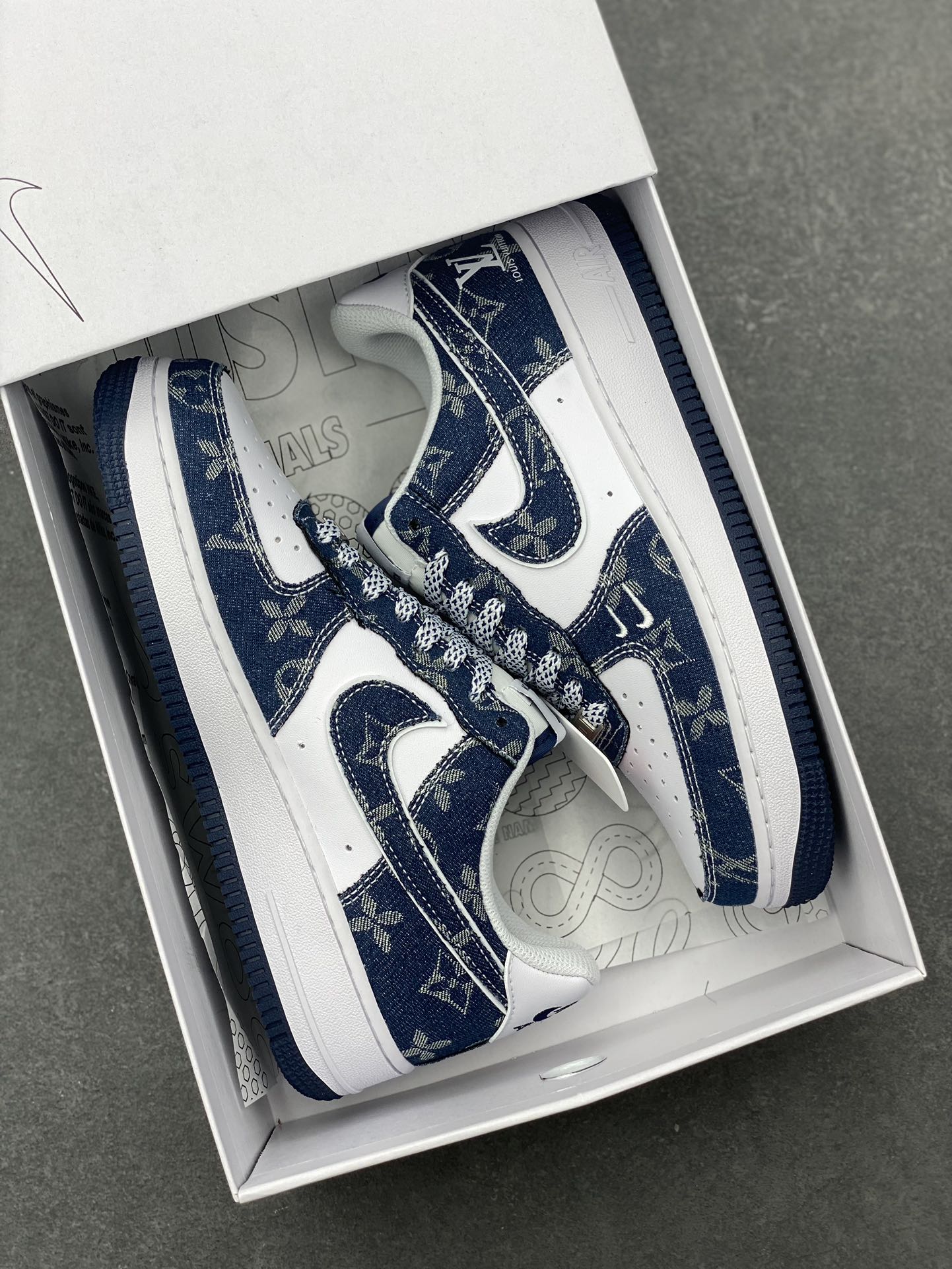 Nike Air Force 1 '07 Low Custom Louis Vuitton Casual Sneakers 10 i1729103800 1565 3