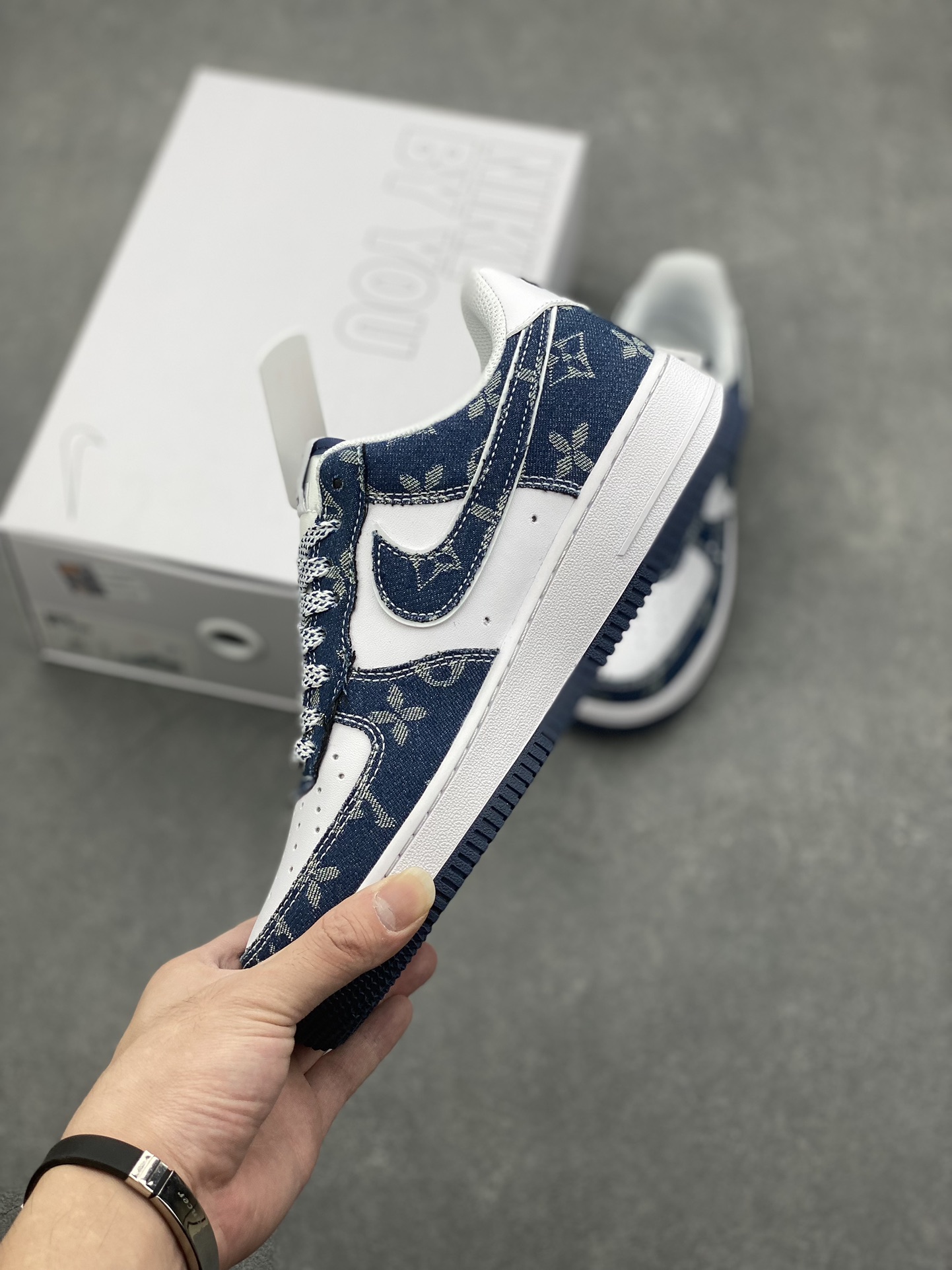 Nike Air Force 1 '07 Low Custom Louis Vuitton Casual Sneakers 4 i1729103800 4861 0