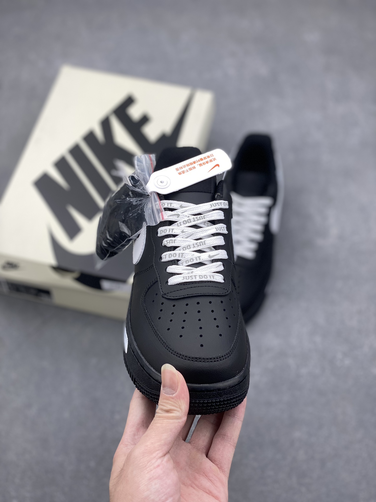 Nike Air Force 1 '07 Low Custom Black/White Casual Sneakers 3 i1729103836 8334 0