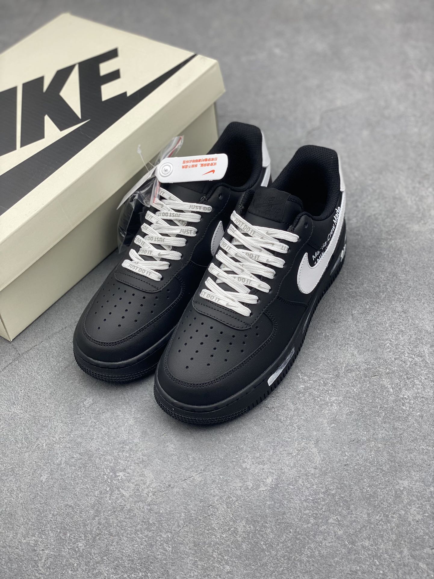 Nike Air Force 1 '07 Low Custom Black/White Casual Sneakers 9 i1729103837 1576 4