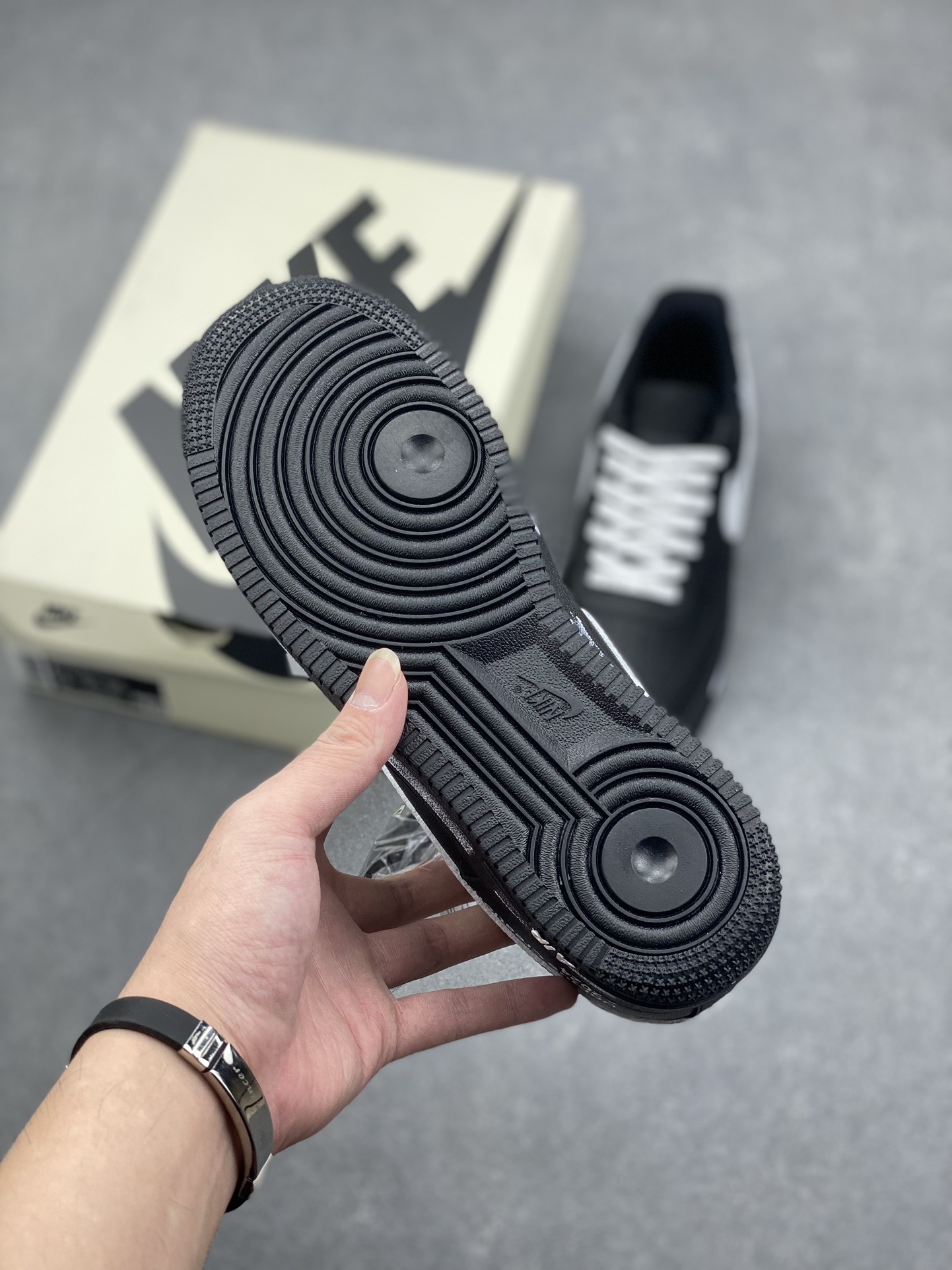 Nike Air Force 1 '07 Low Custom Black/White Casual Sneakers 7 i1729103837 4668 7