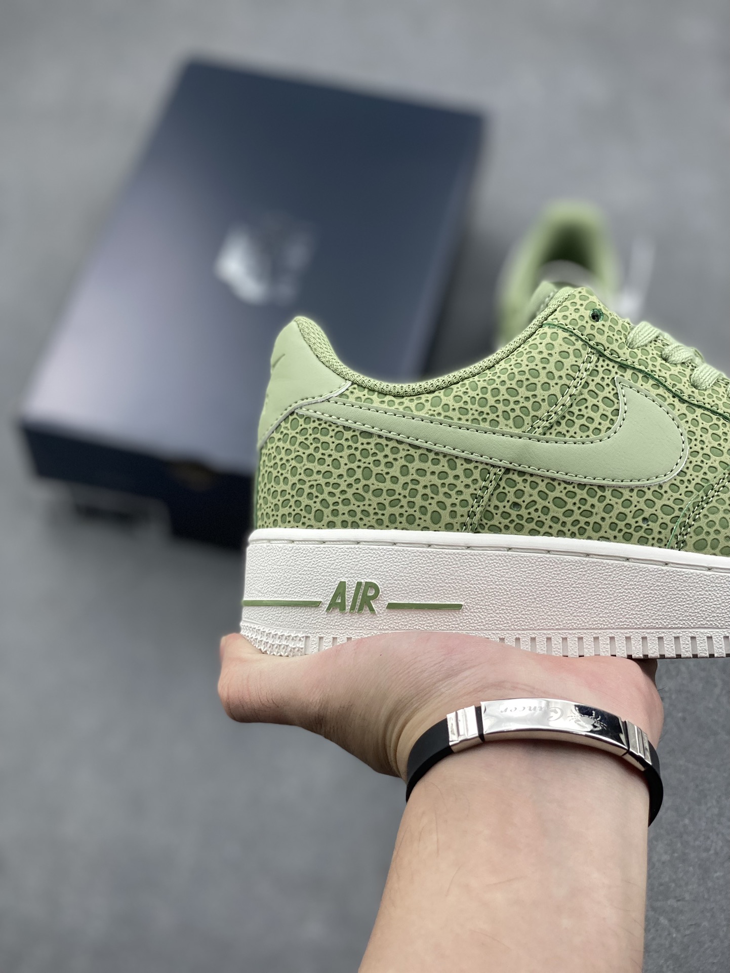 Nike Air Force 1 '07 Low Olive Green Casual Sneakers CW2288-017 6 i1729104121 5049 4