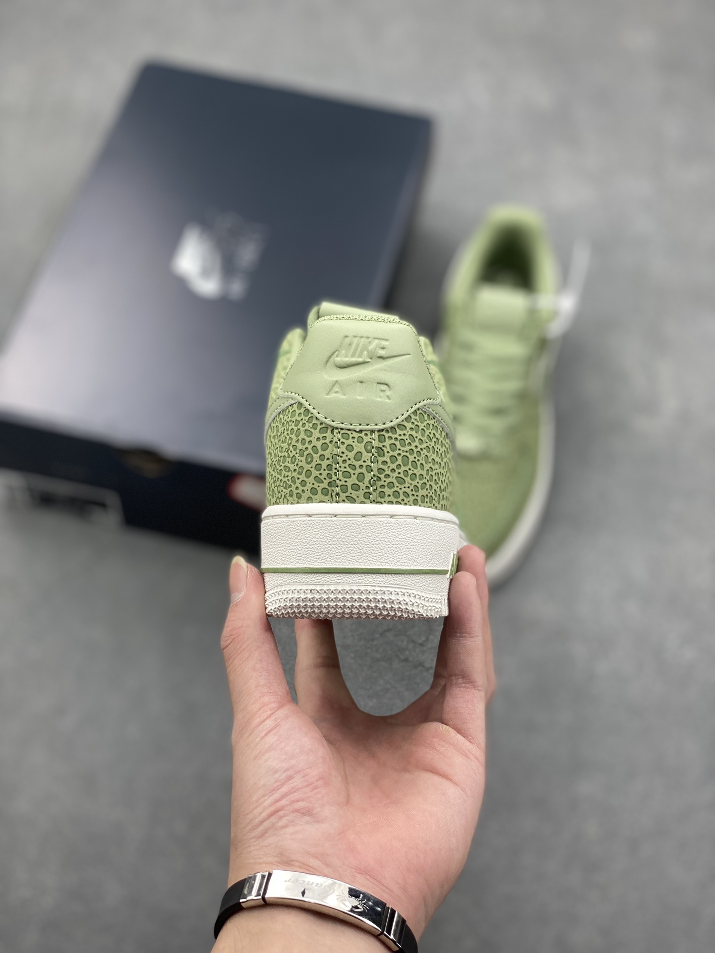 Nike Air Force 1 '07 Low Olive Green Casual Sneakers CW2288-017 5 i1729104121 8425 5