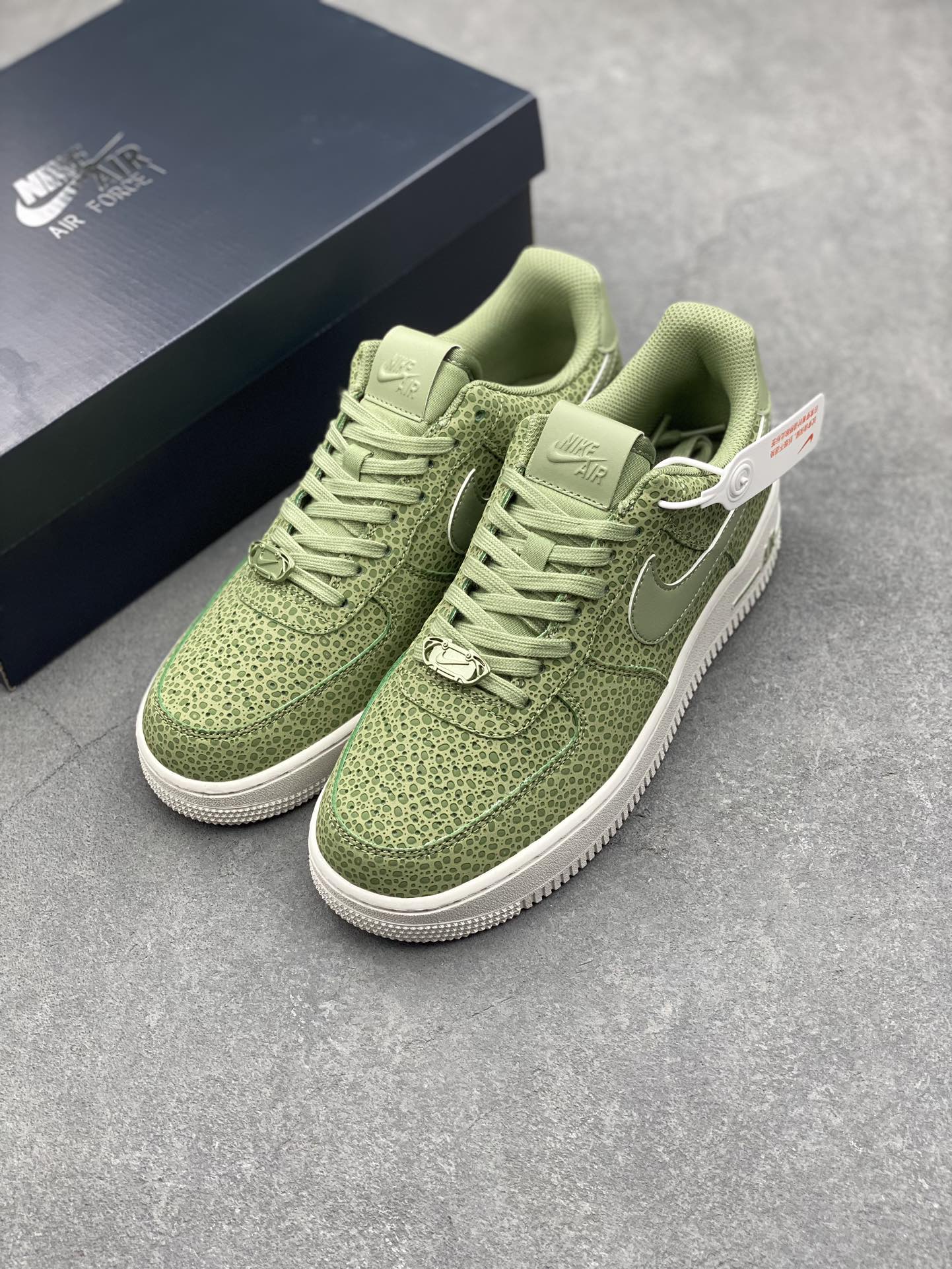 Nike Air Force 1 '07 Low Olive Green Casual Sneakers CW2288-017 9 i1729104122 2821 8