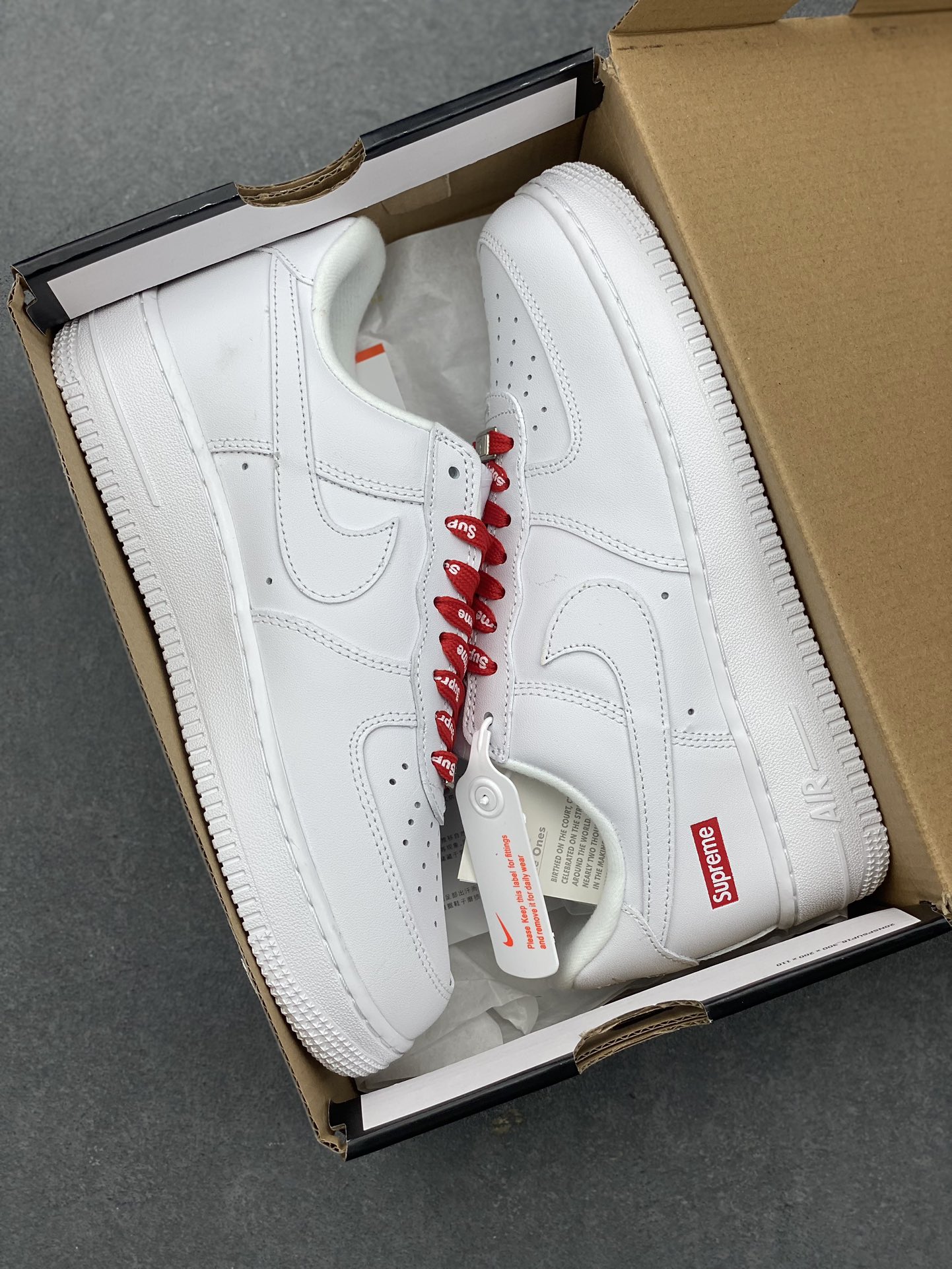 Nike Air Force 1 Low Supreme Casual Sneakers - White/Red 10 i1729104920 1697 6