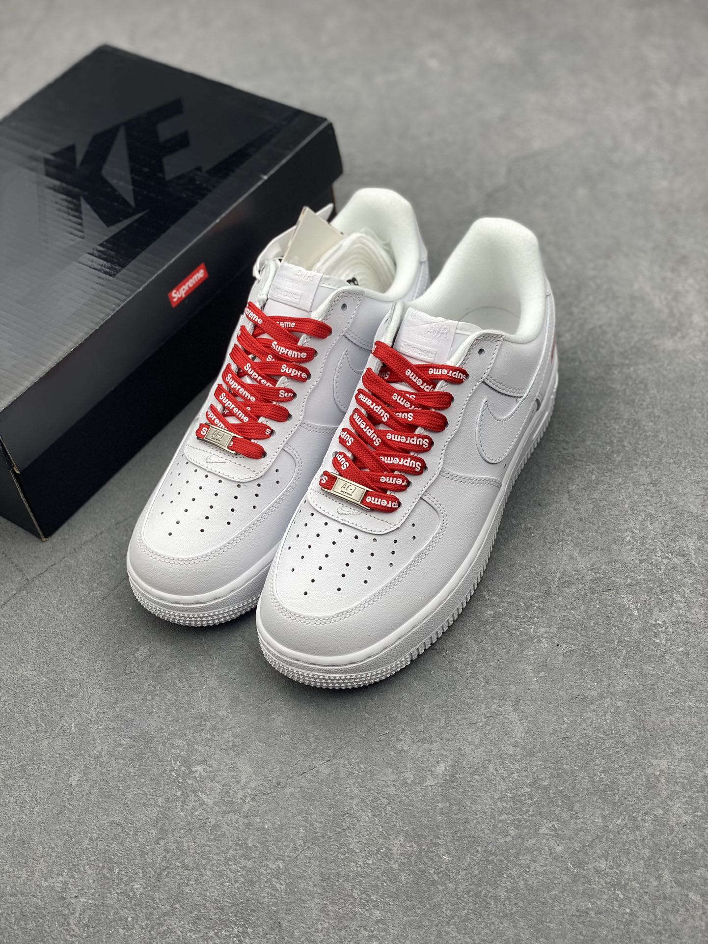 Nike Air Force 1 Low Supreme Casual Sneakers - White/Red 9 i1729104920 1869 4