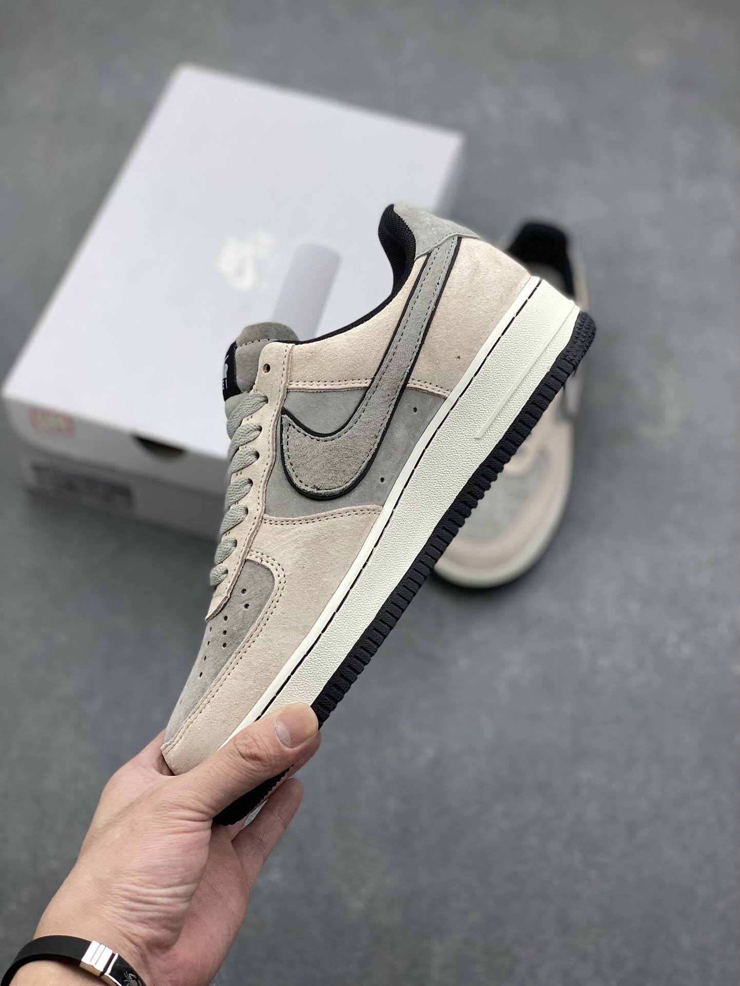 Nike Air Force 1 Low Otomo Katsuhiro Edition - Premium Comfort & Style 4 i1729353815 4141 4