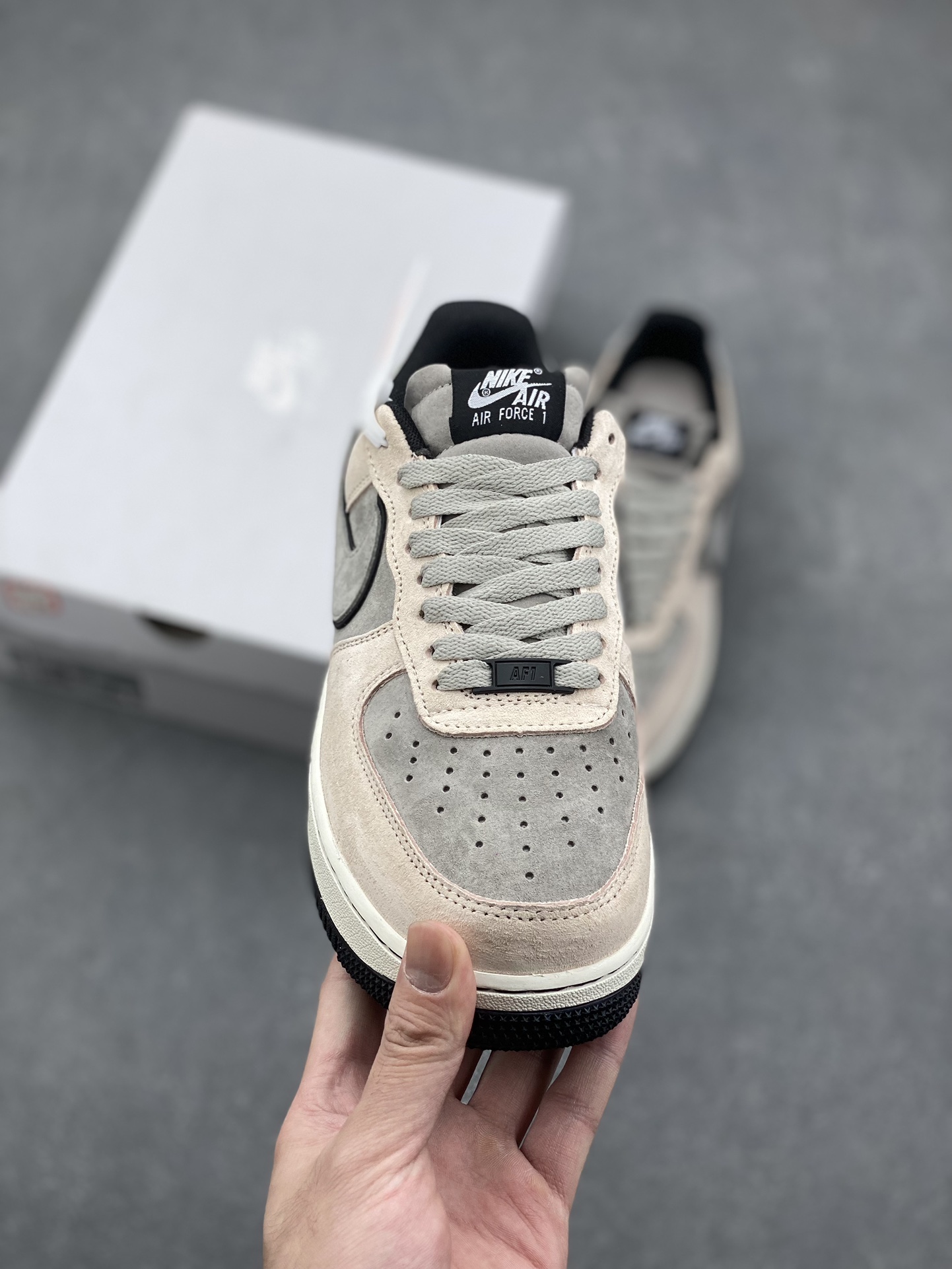 Nike Air Force 1 Low Otomo Katsuhiro Edition - Premium Comfort & Style 3 i1729353816 8553 5