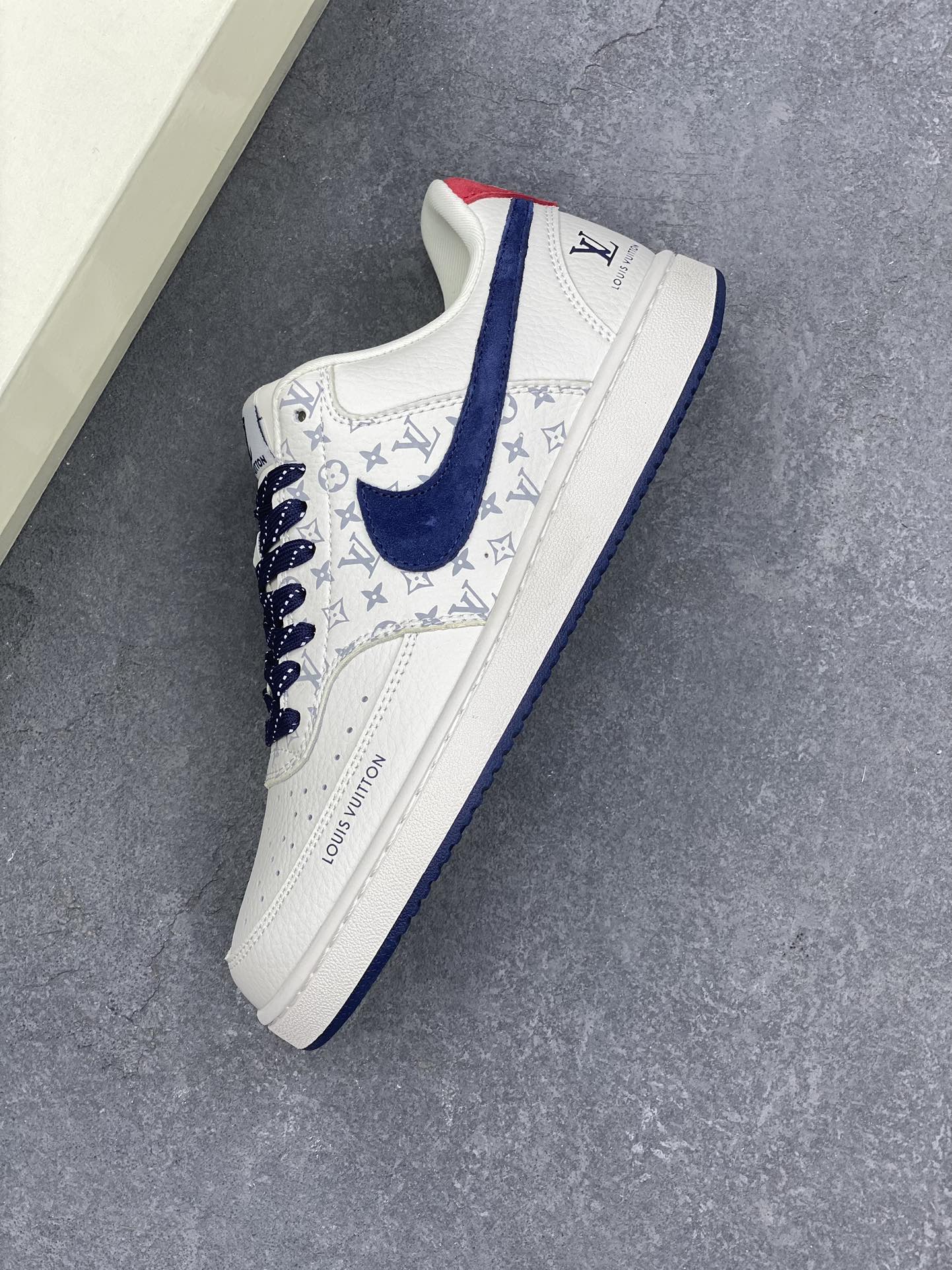 Nike Ebernon Low PRM x Louis Vuitton Custom Sneakers - Size 36-45 8 i1729353868 4631 2