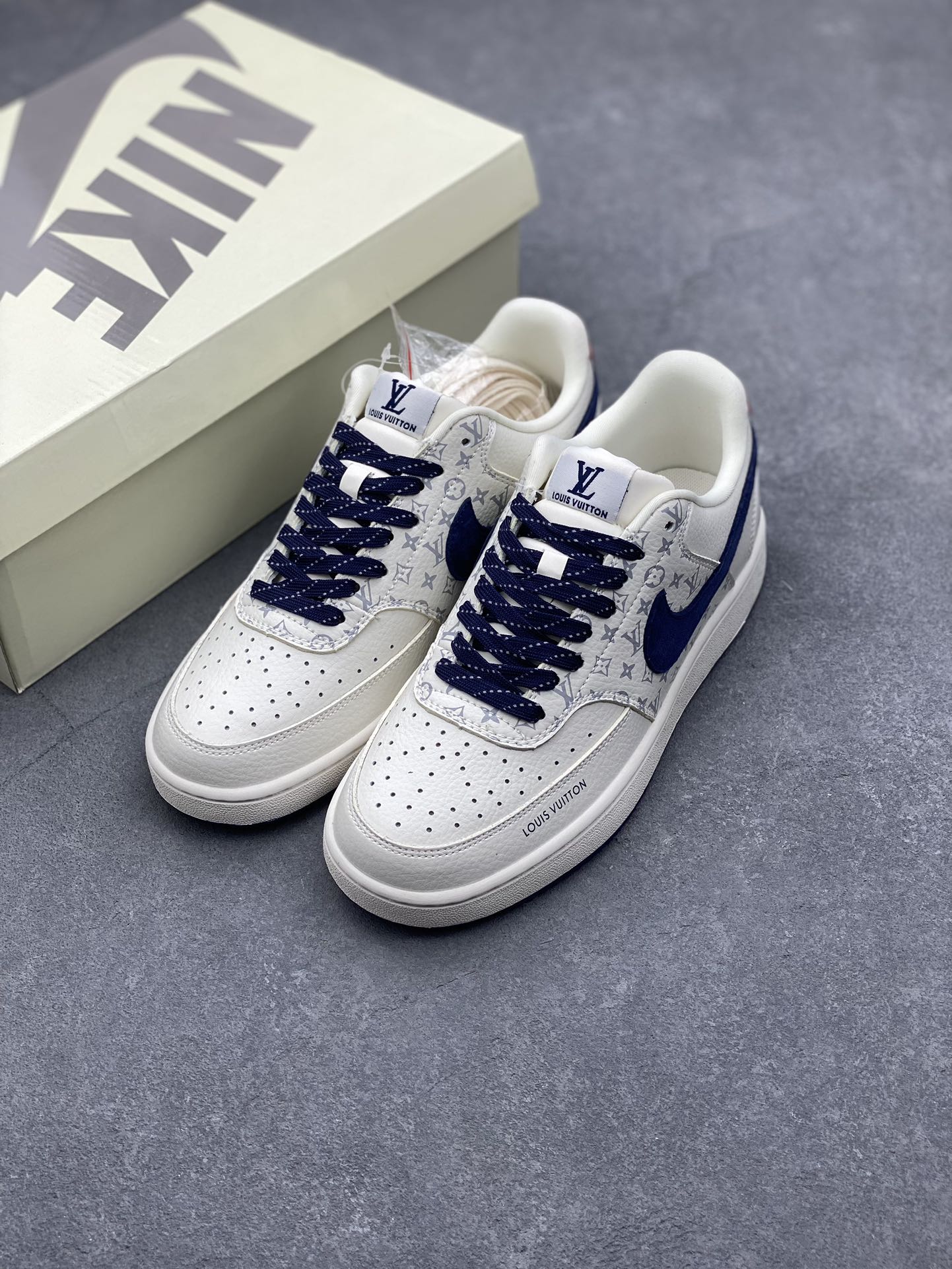 Nike Ebernon Low PRM x Louis Vuitton Custom Sneakers - Size 36-45 9 i1729353868 4908 0