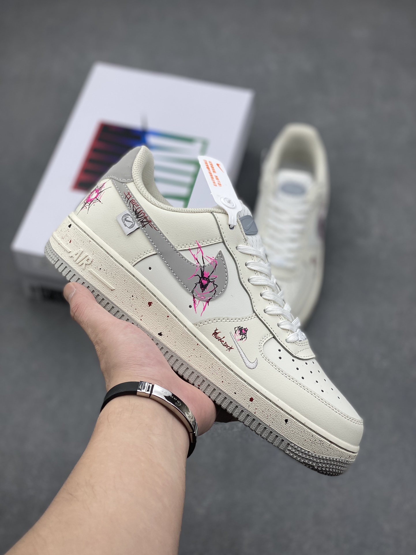 Nike Air Force 1 Low "Mercury Spider" Halloween Theme Sneakers FB1893-333 2 i1729447058 9326 8