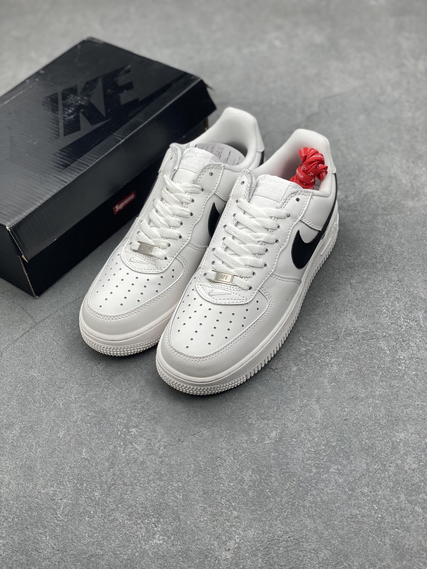 Nike Air Force 1 Low Supreme White Sneakers CU9225-100 Limited Edition 9 i1729630055 4191 4