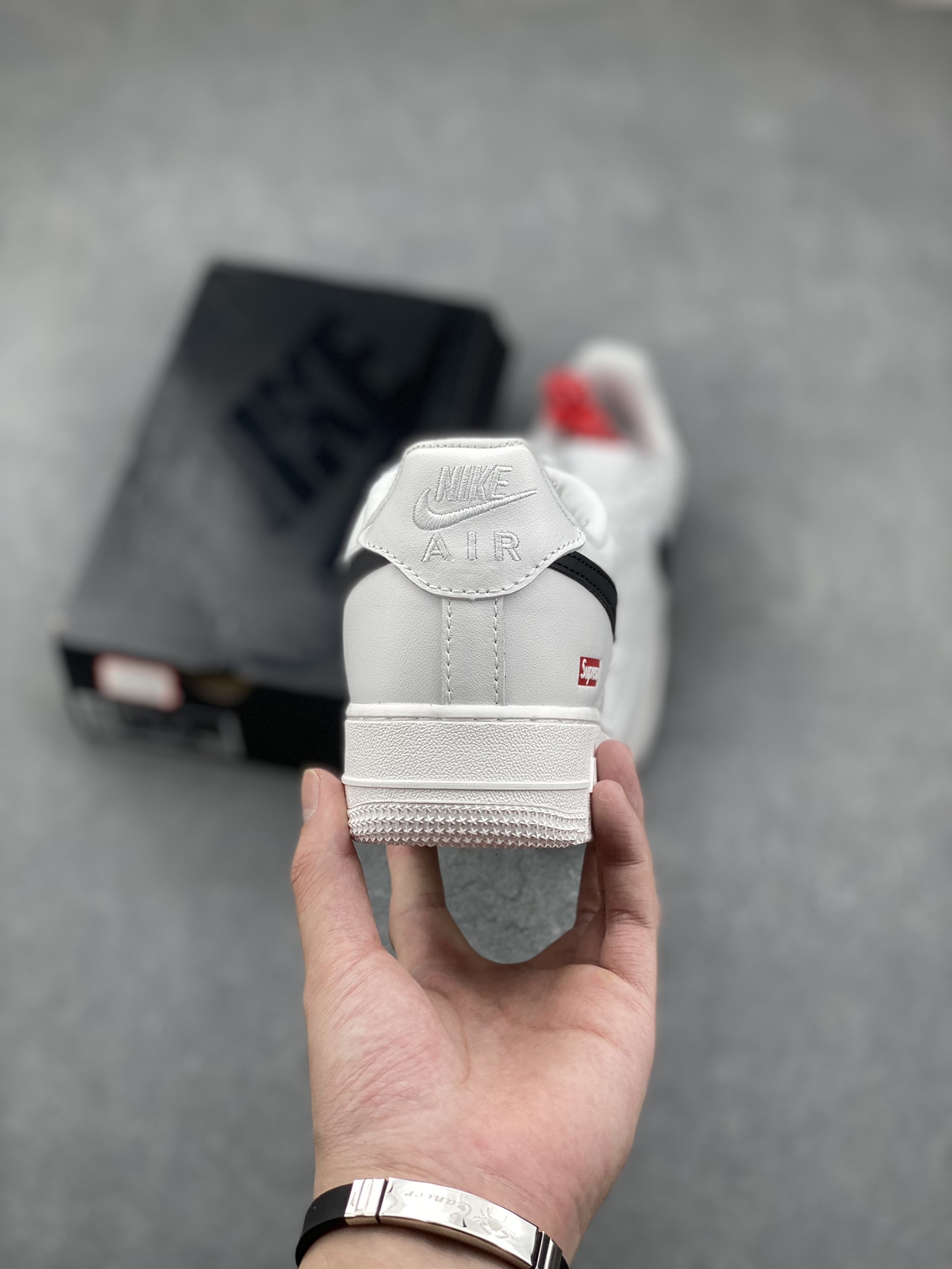 Nike Air Force 1 Low Supreme White Sneakers CU9225-100 Limited Edition 5 i1729630055 7508 0