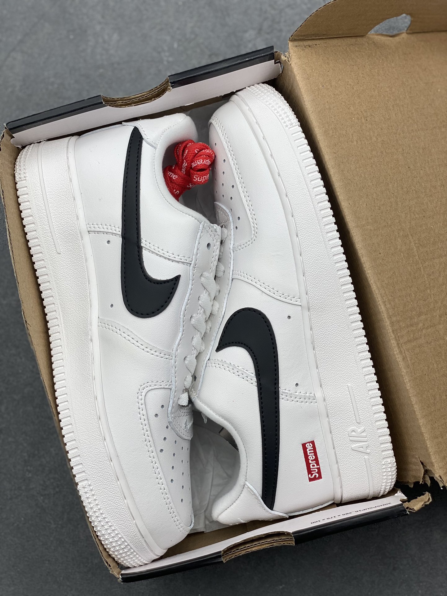 Nike Air Force 1 Low Supreme White Sneakers CU9225-100 Limited Edition 10 i1729630056 6838 8