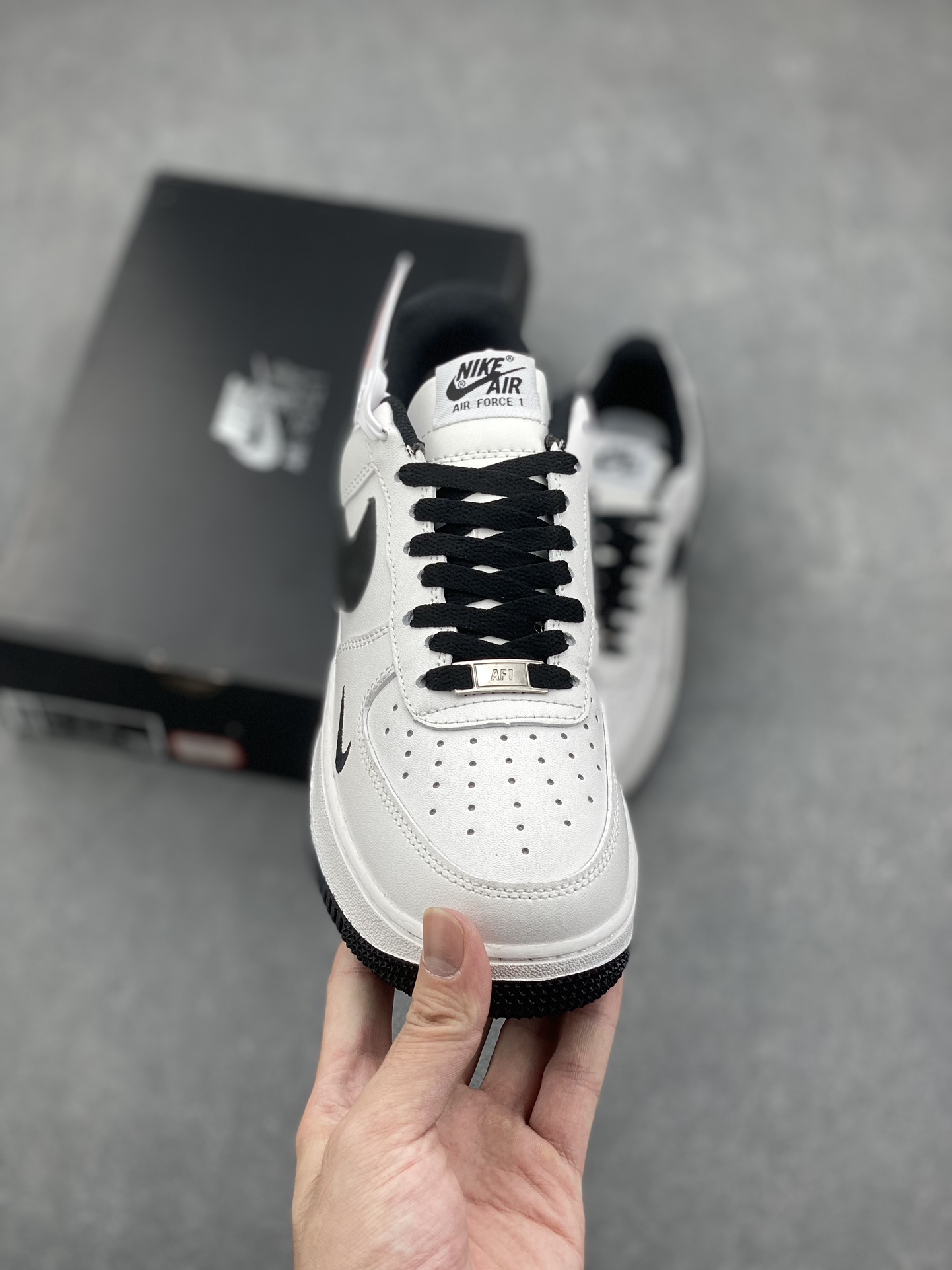 TEDxPortland x Nike Air Force 1 Low White/Black Limited Edition Sneakers 3 i1729630158 4437 0