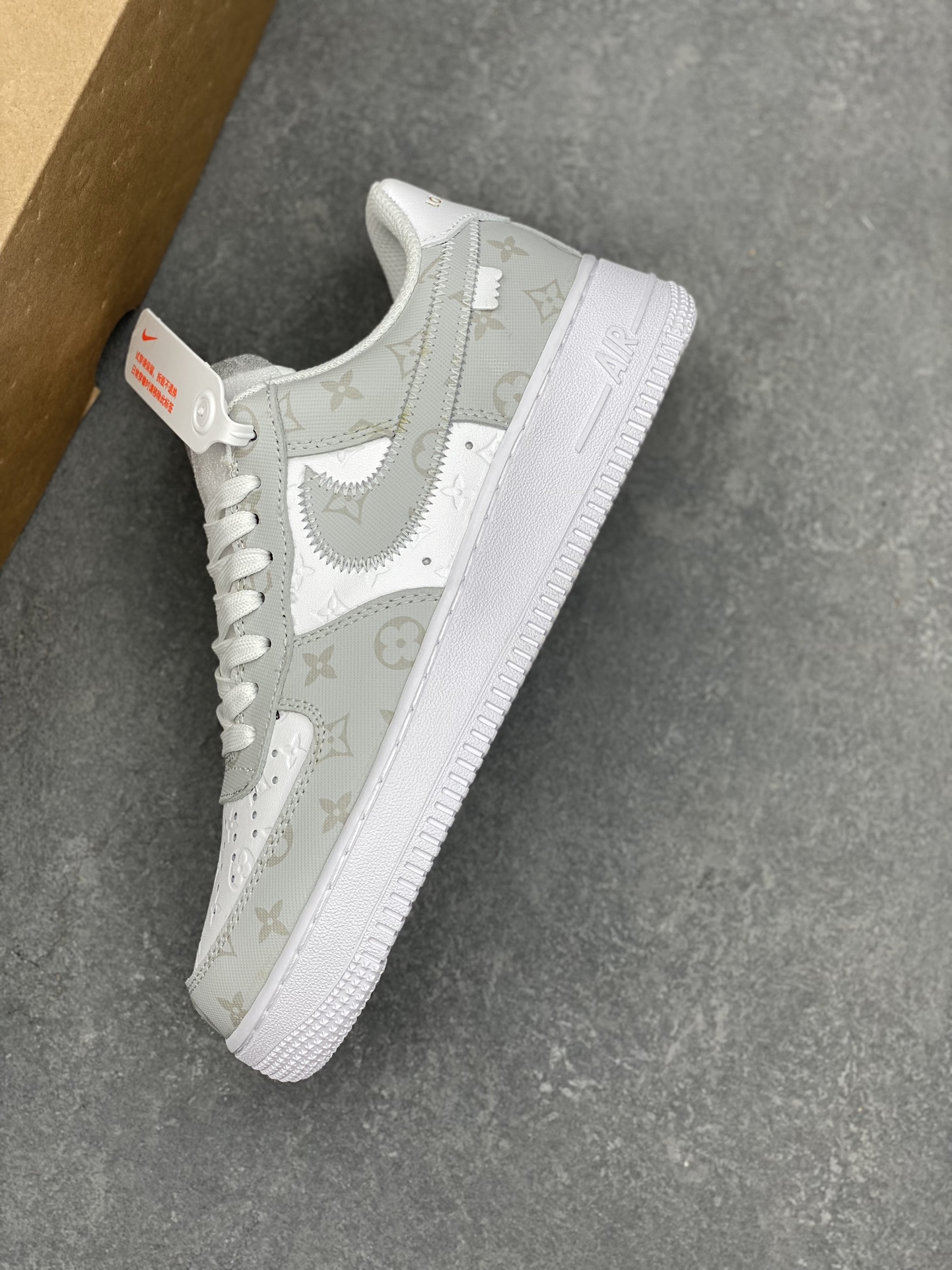 Nike Air Force 1 x Louis Vuitton Grey White Sneakers Original Quality 8 i1729872283 634 0
