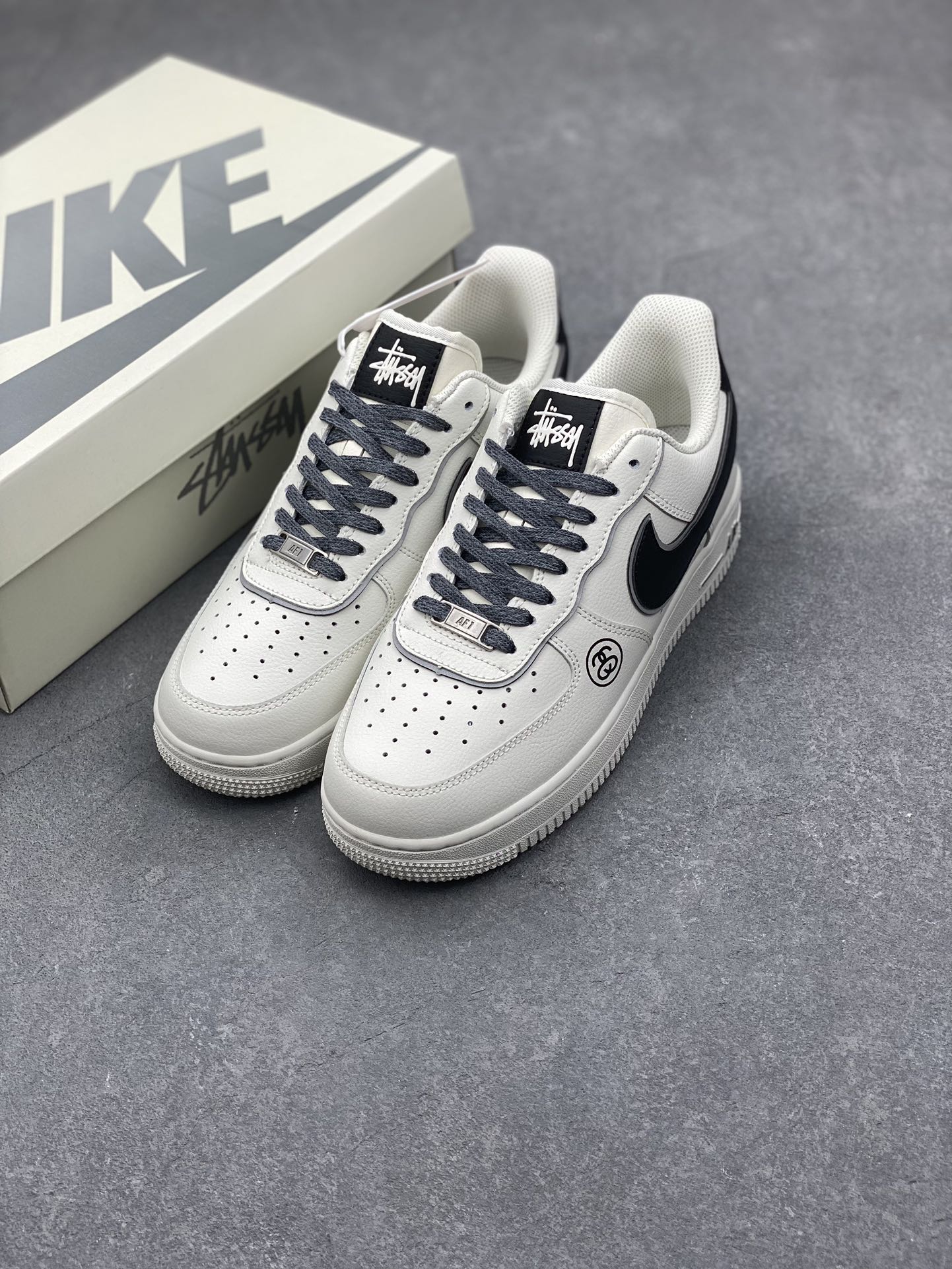 Nike Air Force 1 Low Stussy Custom Sneakers - Iconic Style & Comfort 9 i1730048101 3122 5