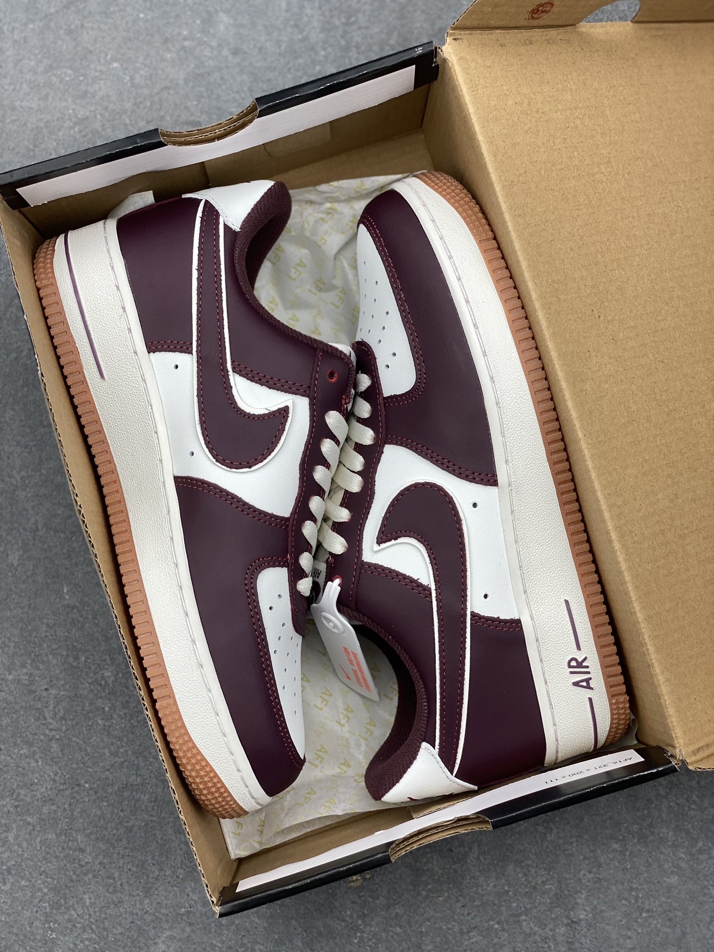 Nike Air Force 1 Low Bordeaux Sneakers - Classic Style & Comfort 10 i1730051837 5220 6
